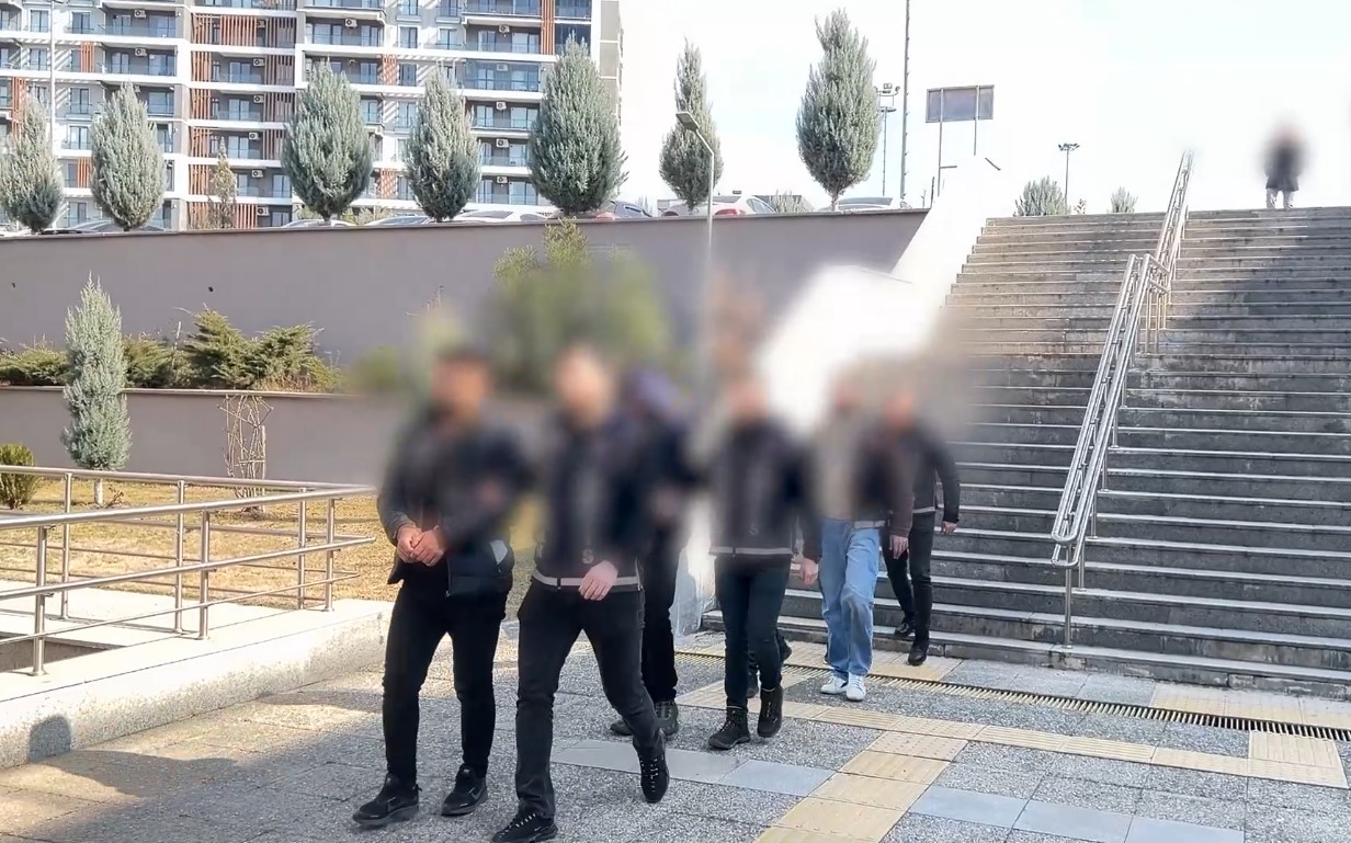 Batman'da Metamfetamin Ele Geçirild125