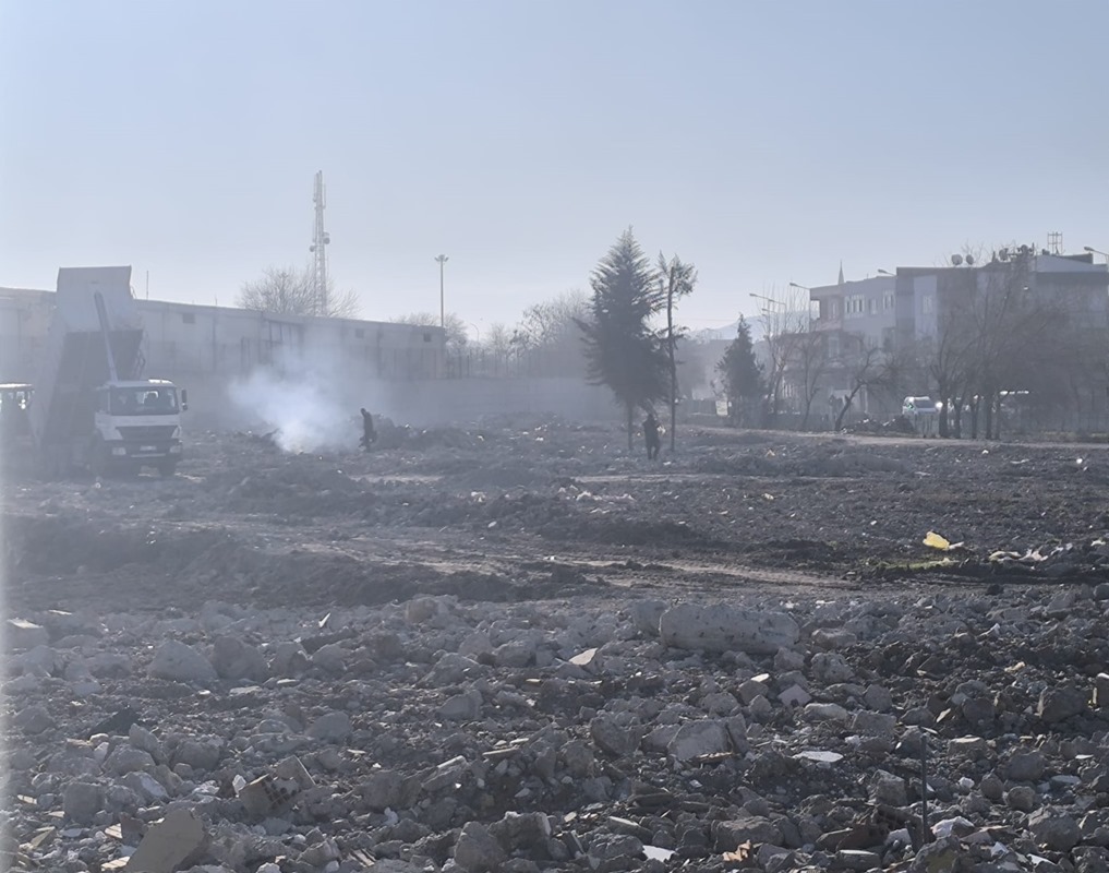 Yıkımı Gerçekleşmeyen Tek Bina Kaldı (1)