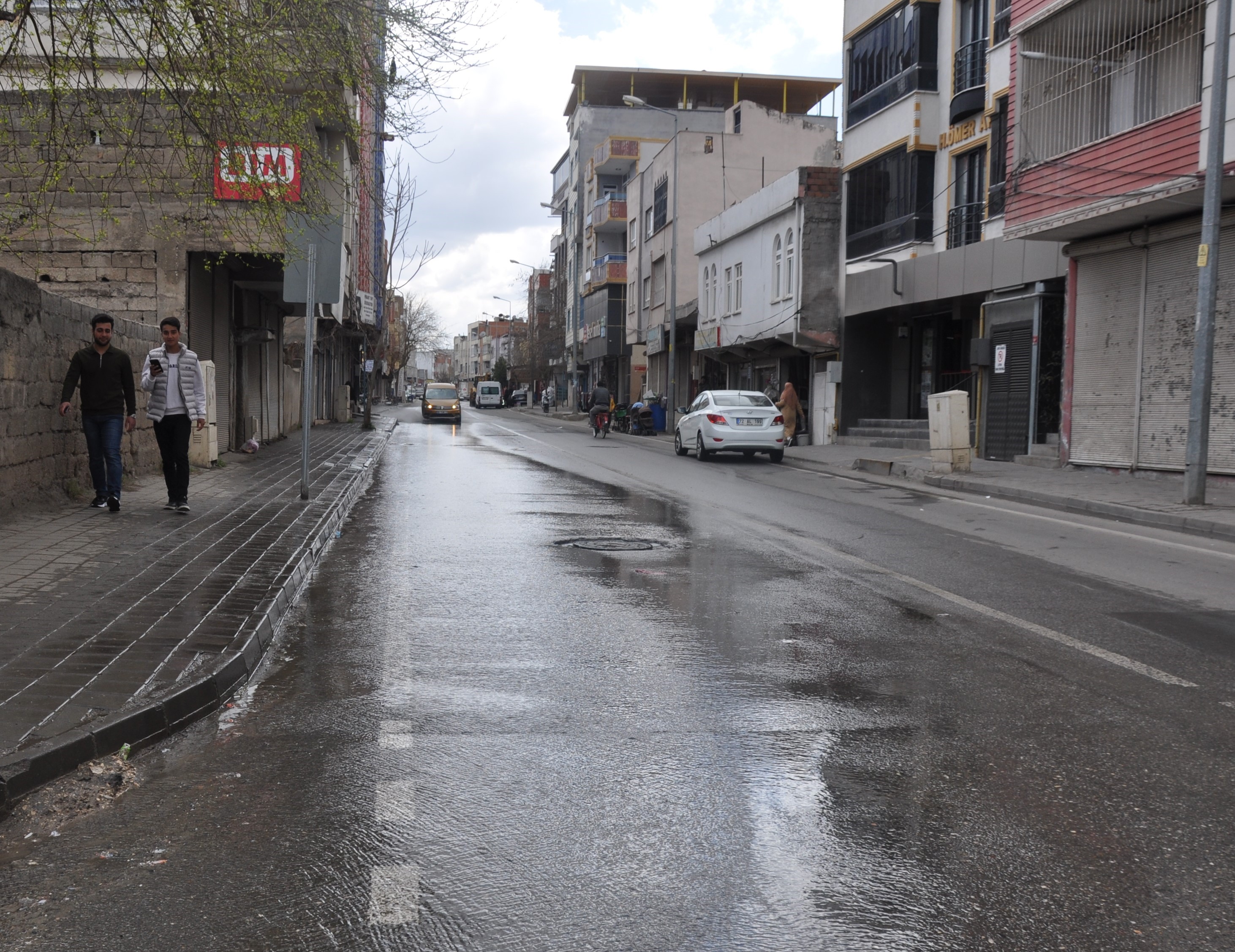 Dostlar Caddesi 3 Gündür Su Altında!2