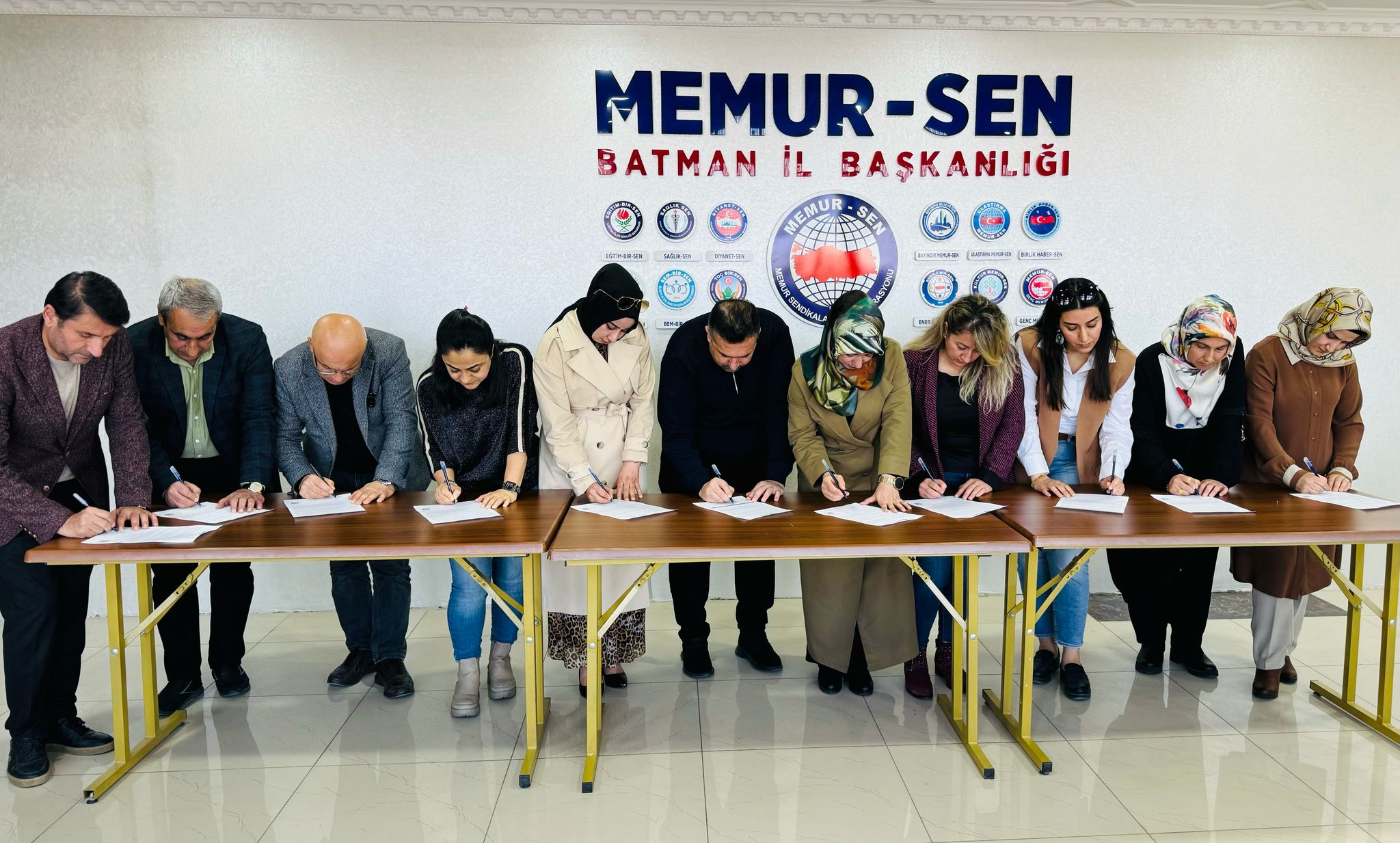 Memur Sen’den ‘Anayasa Değişsin, Aile Korunsun’ Kampanyası1