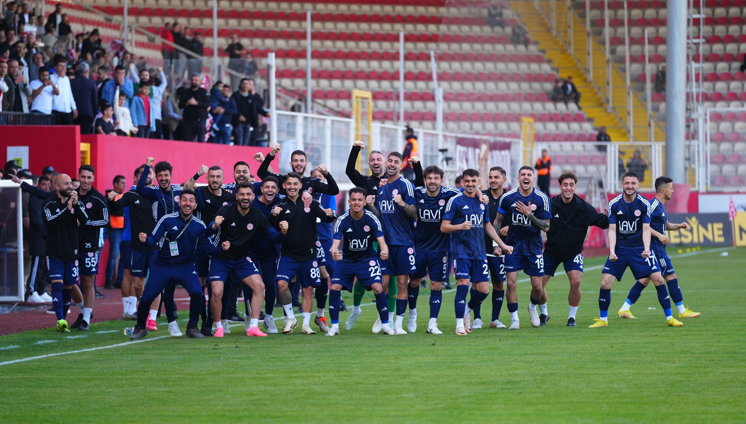 Batman Petrolspor, Türkiye’de Tüm Liglerin En Başarılı Takımı Oldu 9