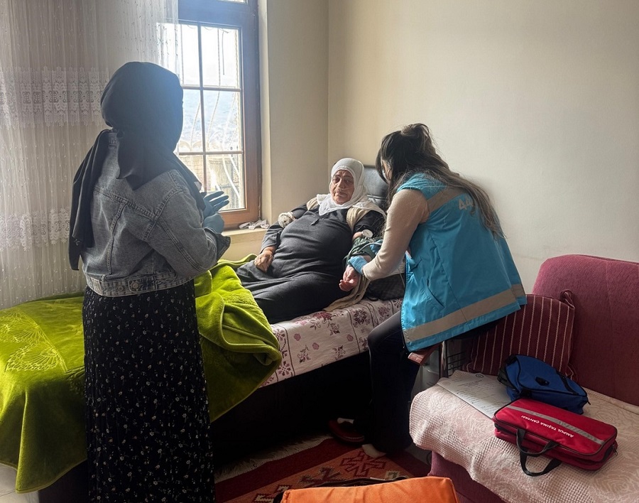 Binlerce Hastaya Evde Sağlık Hizmeti Verildi (2)