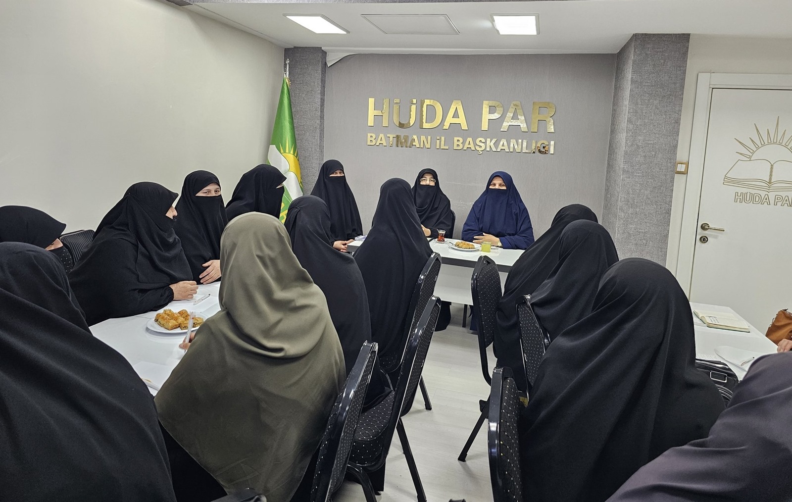 Hüda Par Batman’da Toplantıda Buluştu (6)