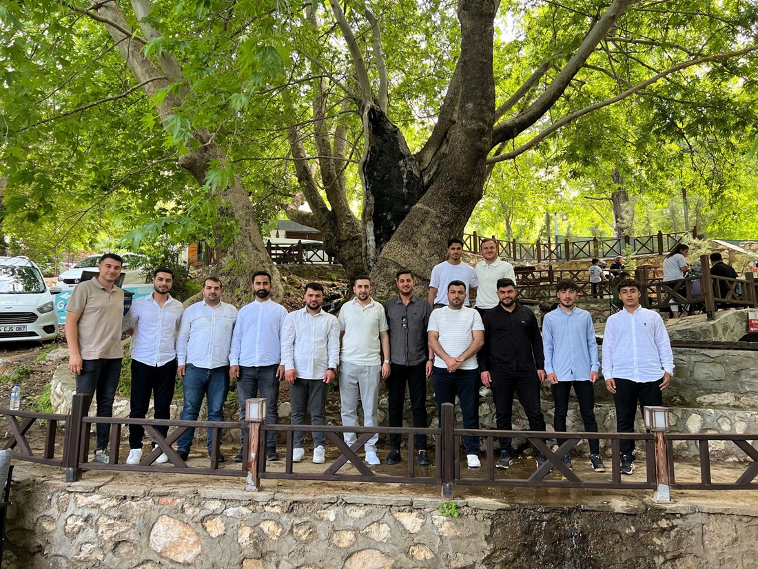 Hüda Par Gençliği Kahvaltıda Buluştu Yeni Projeler Masaya Yatırıldı (3)