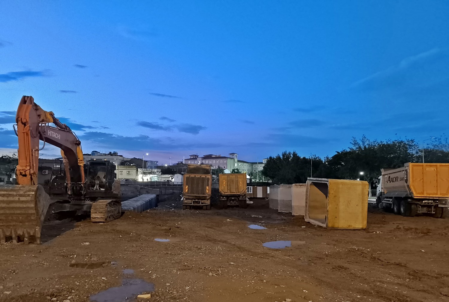 Karşıyaka Ve Hürriyet Mahallelerinde Altyapı Seferberliği 03