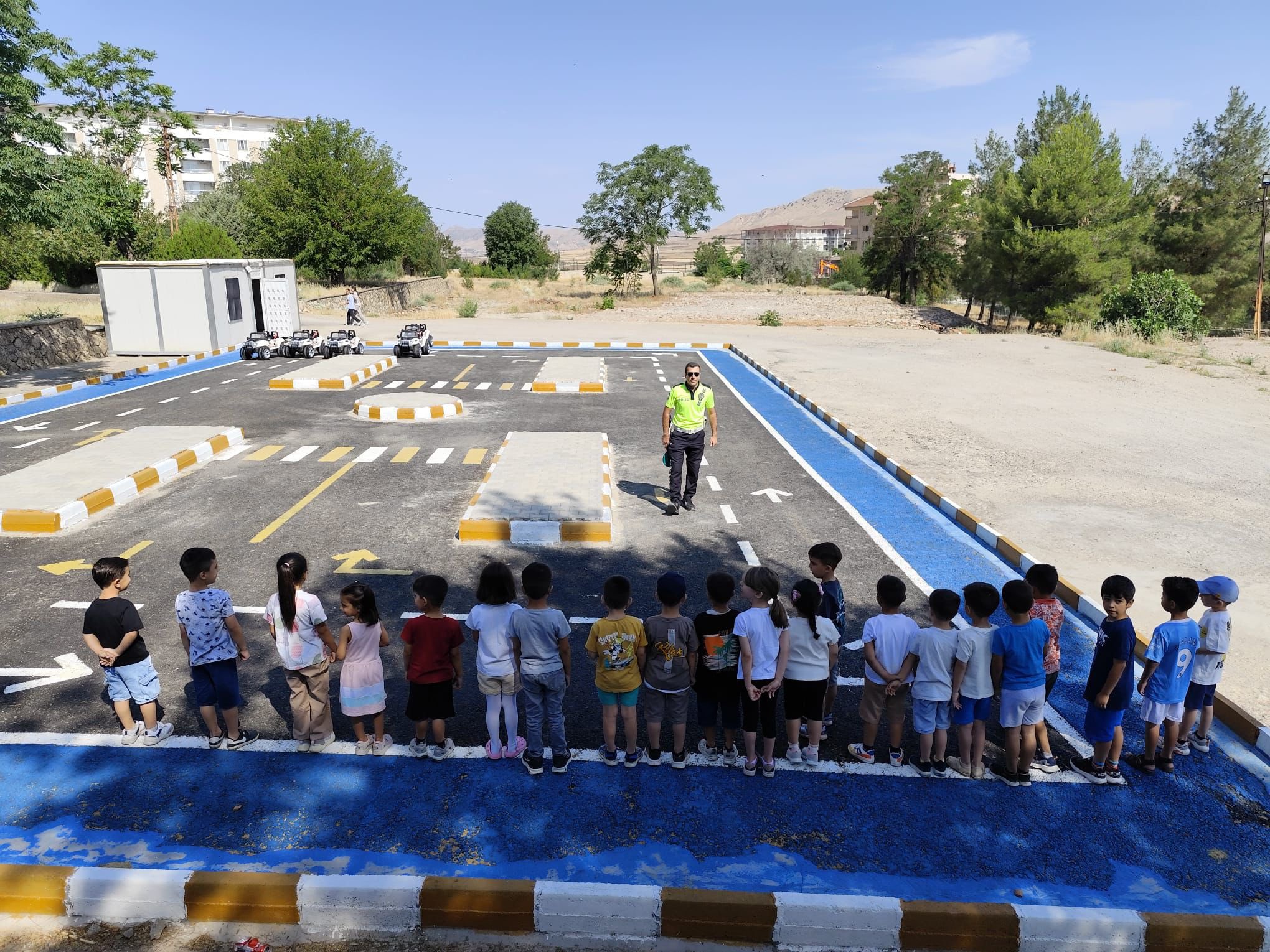 Anaokulu Öğrencilerine Uygulamalı Trafik Eğitimi 3