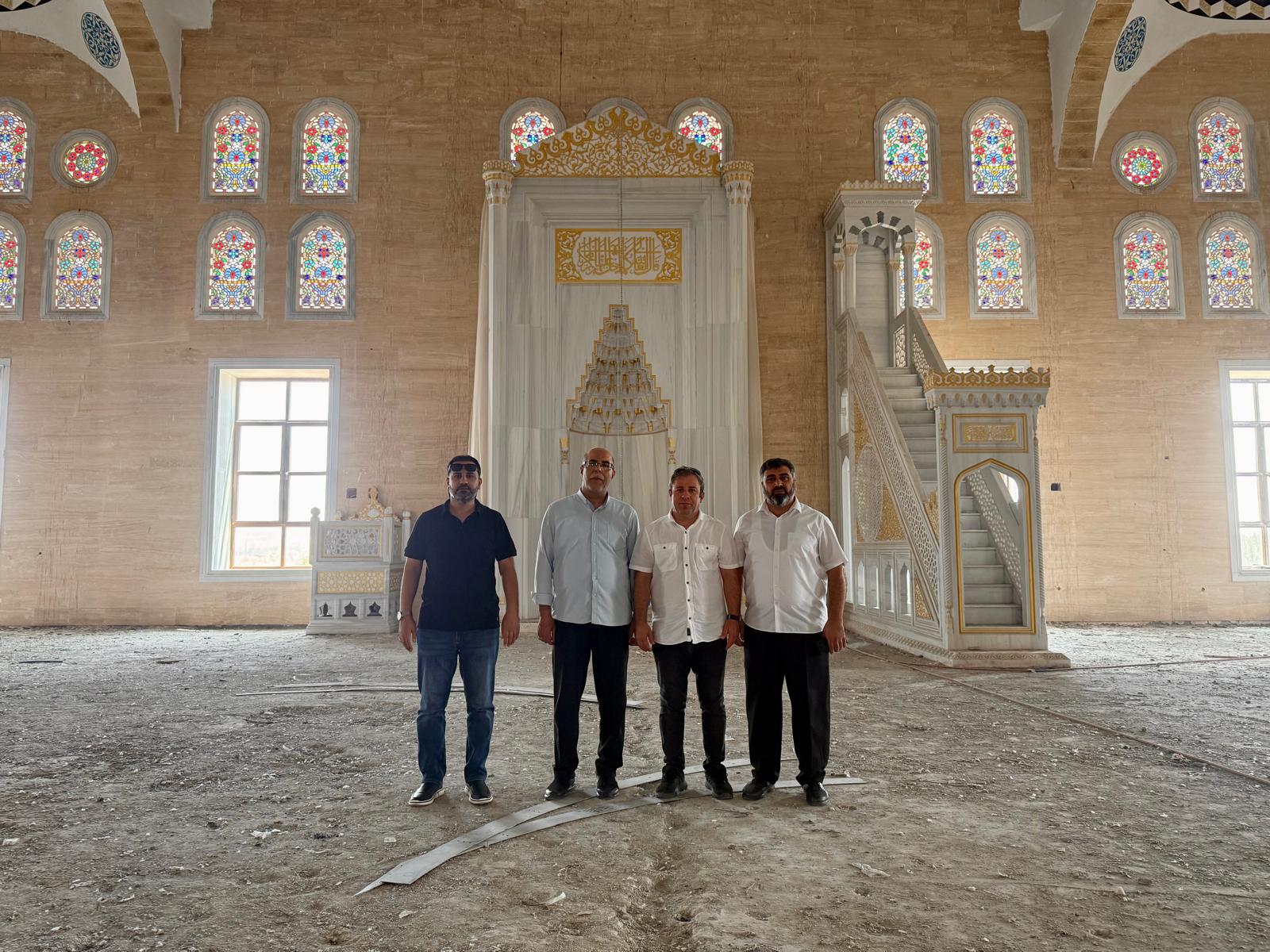 Batman Üniversitesi Camisi Görkemiyle Yüzyıllık Mabetleri Aratmıyor (1)