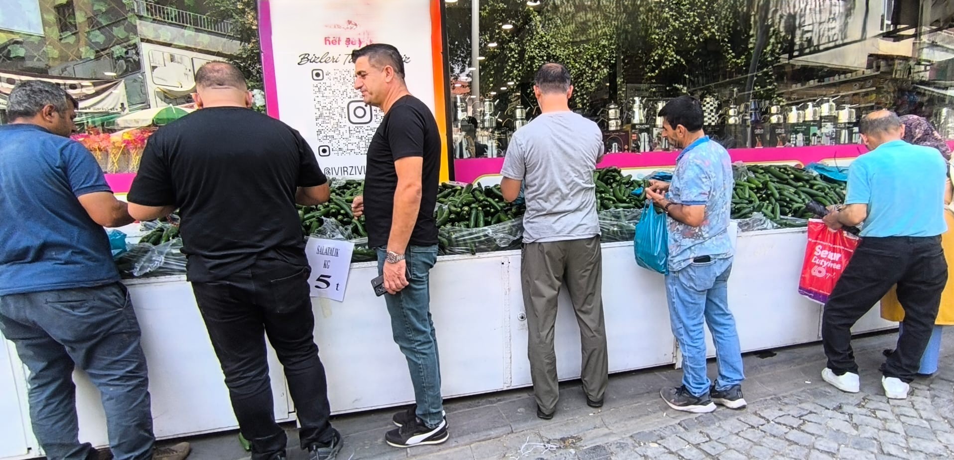 Havalar Isındı, Salatalık Fiyatı 5 Lira (4)