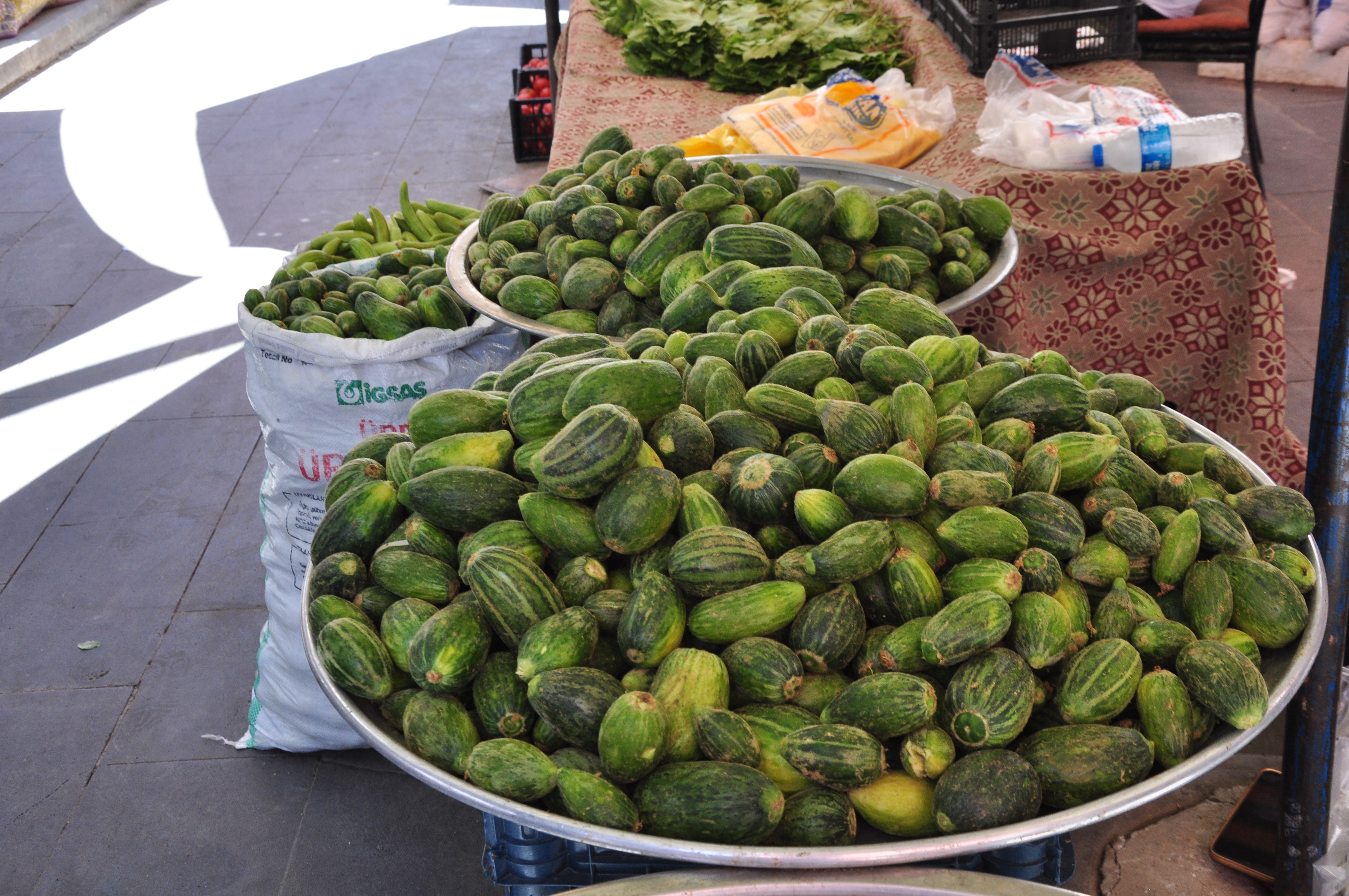 Midyat’ın Turşuluk Trozileri Tezgahlarda (3)
