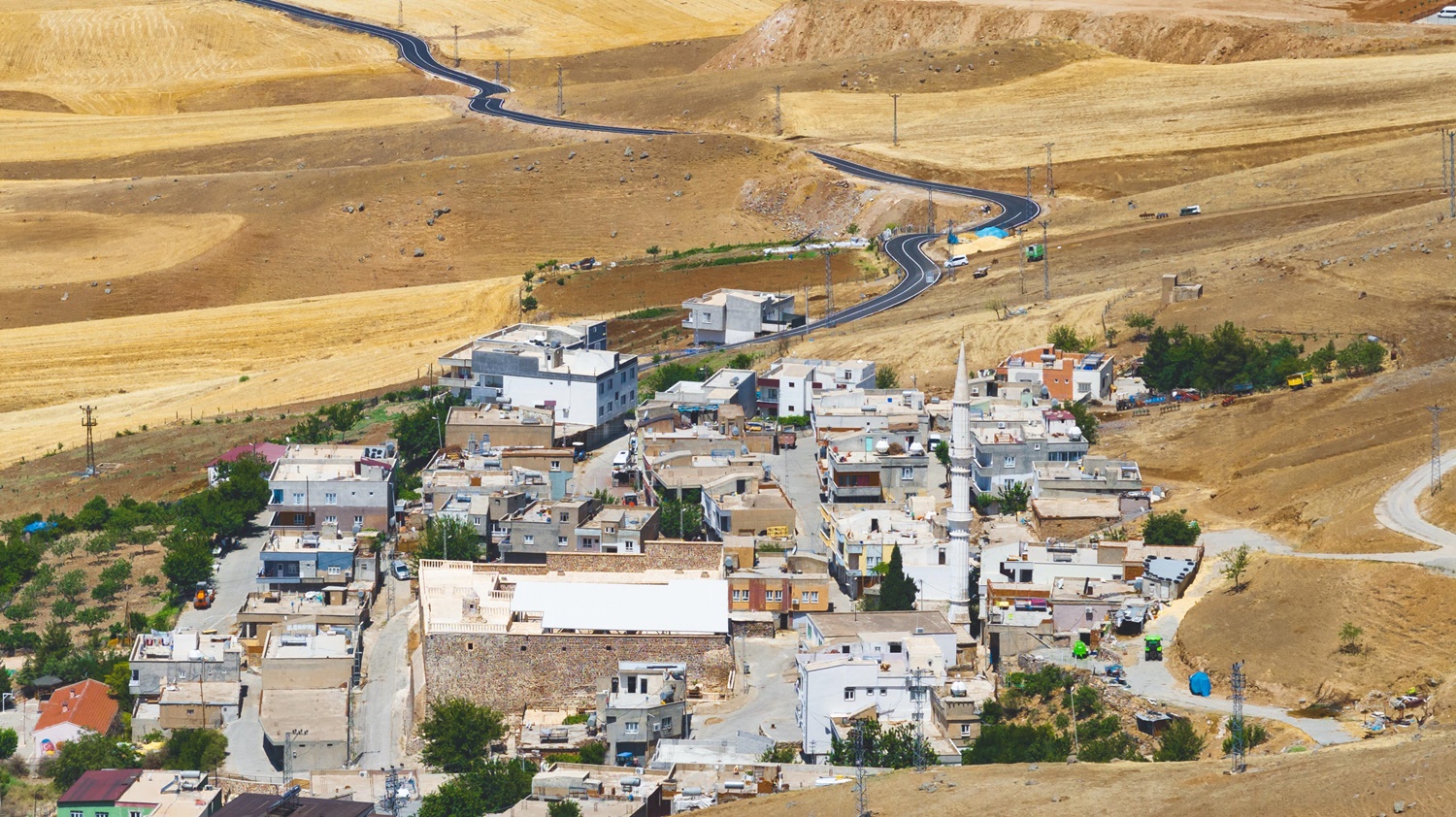 Mor Kiryakus Manastırı Yolu Artık Daha Güvenli Ve Konforlu 12
