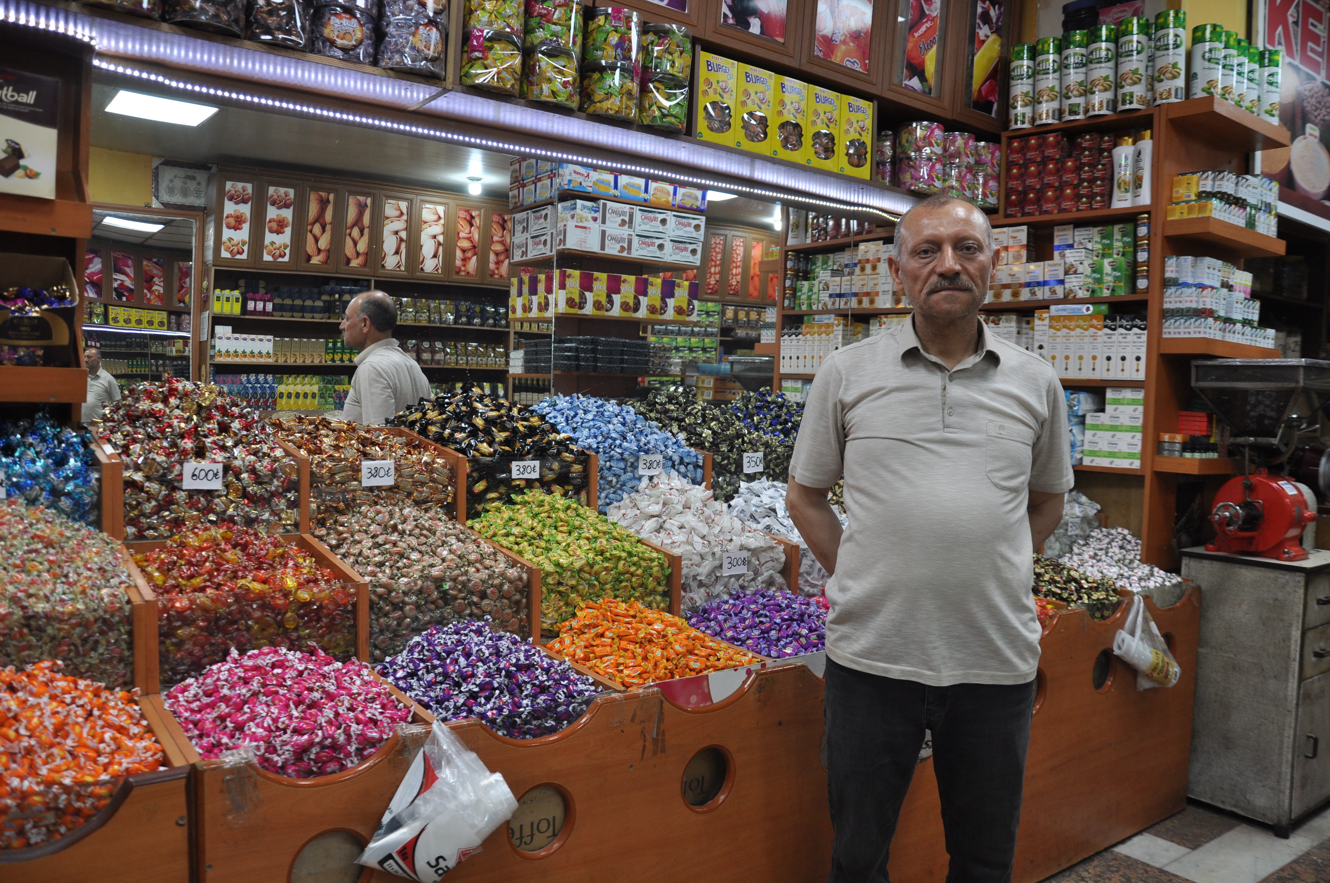Sıcak Hava Bayram Şekeri Satışlarını Da Etkiledi (2)