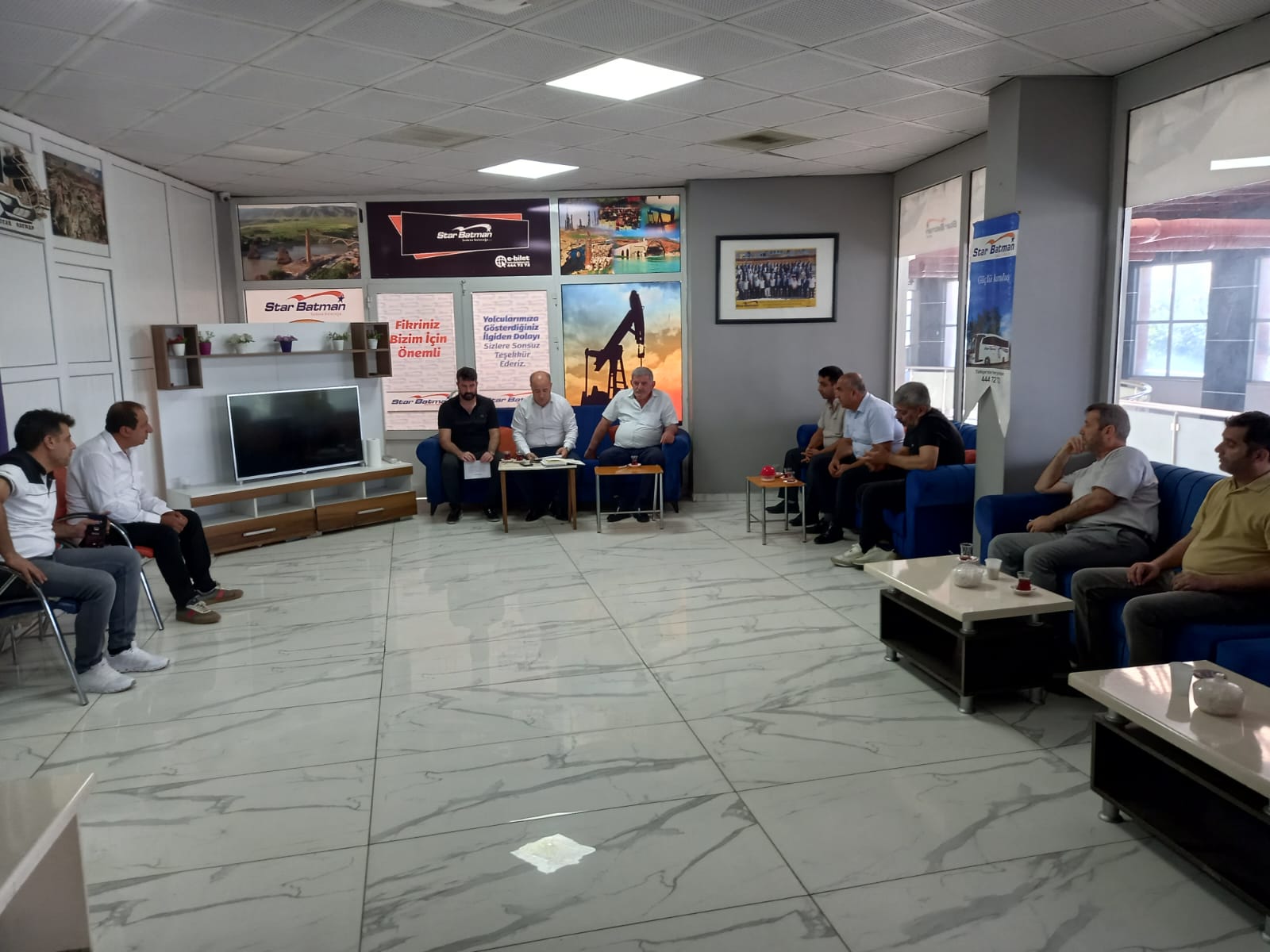 91Fe81C0 D7E2 468F Afd9 B95C42360C36