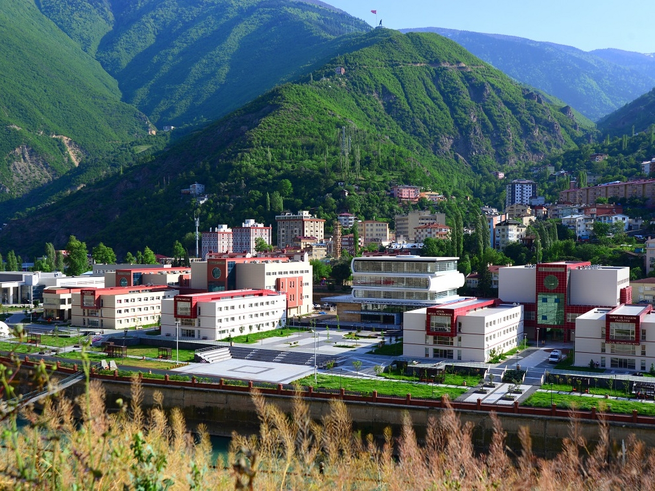 Artvin Çoruh Üniversitesi 32
