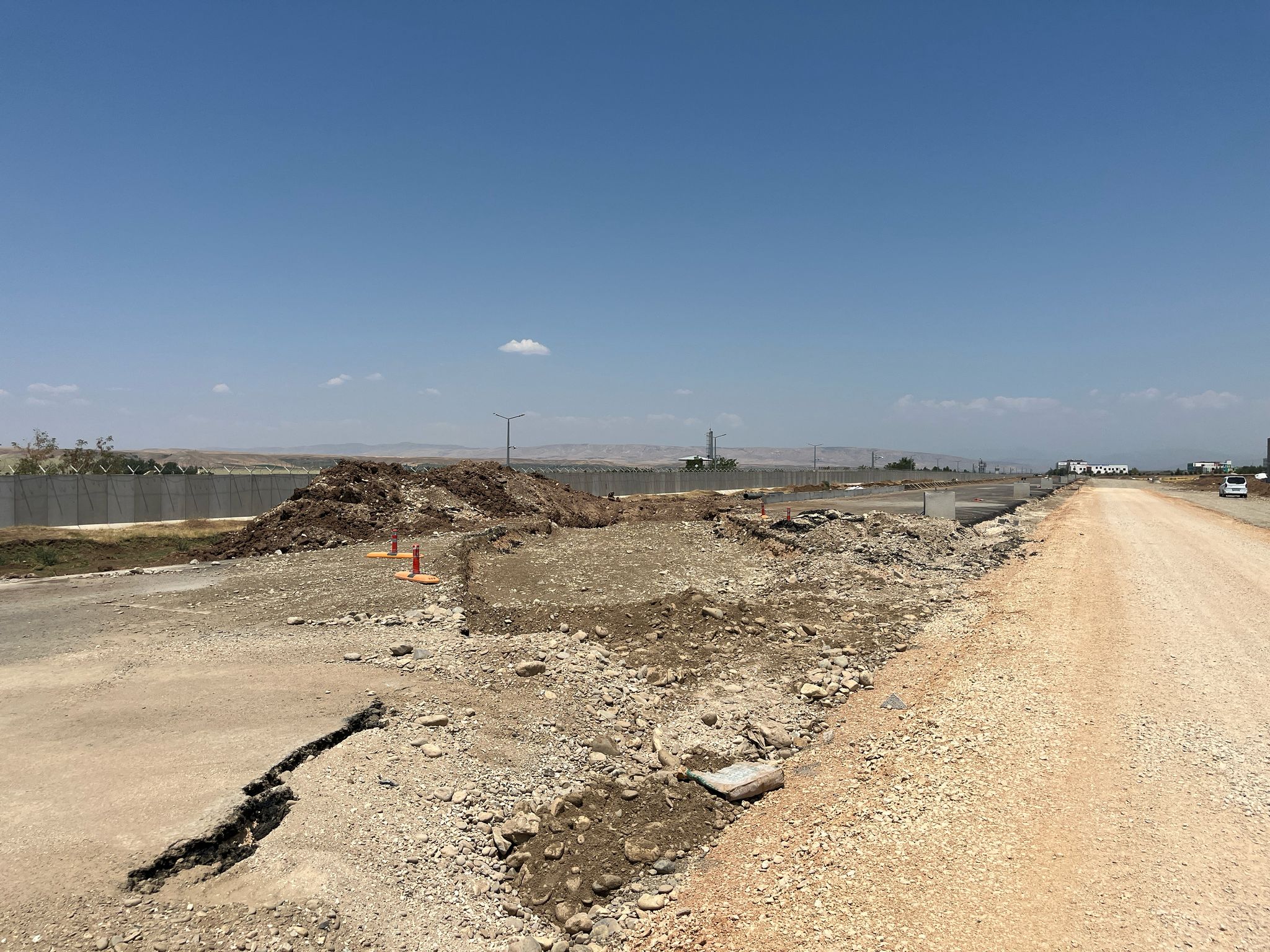 Batman Çayı Kenarında Tarihi Altyapı Ve Çevre Yolu Hamlesi Kent Nefes Alacak! (1)