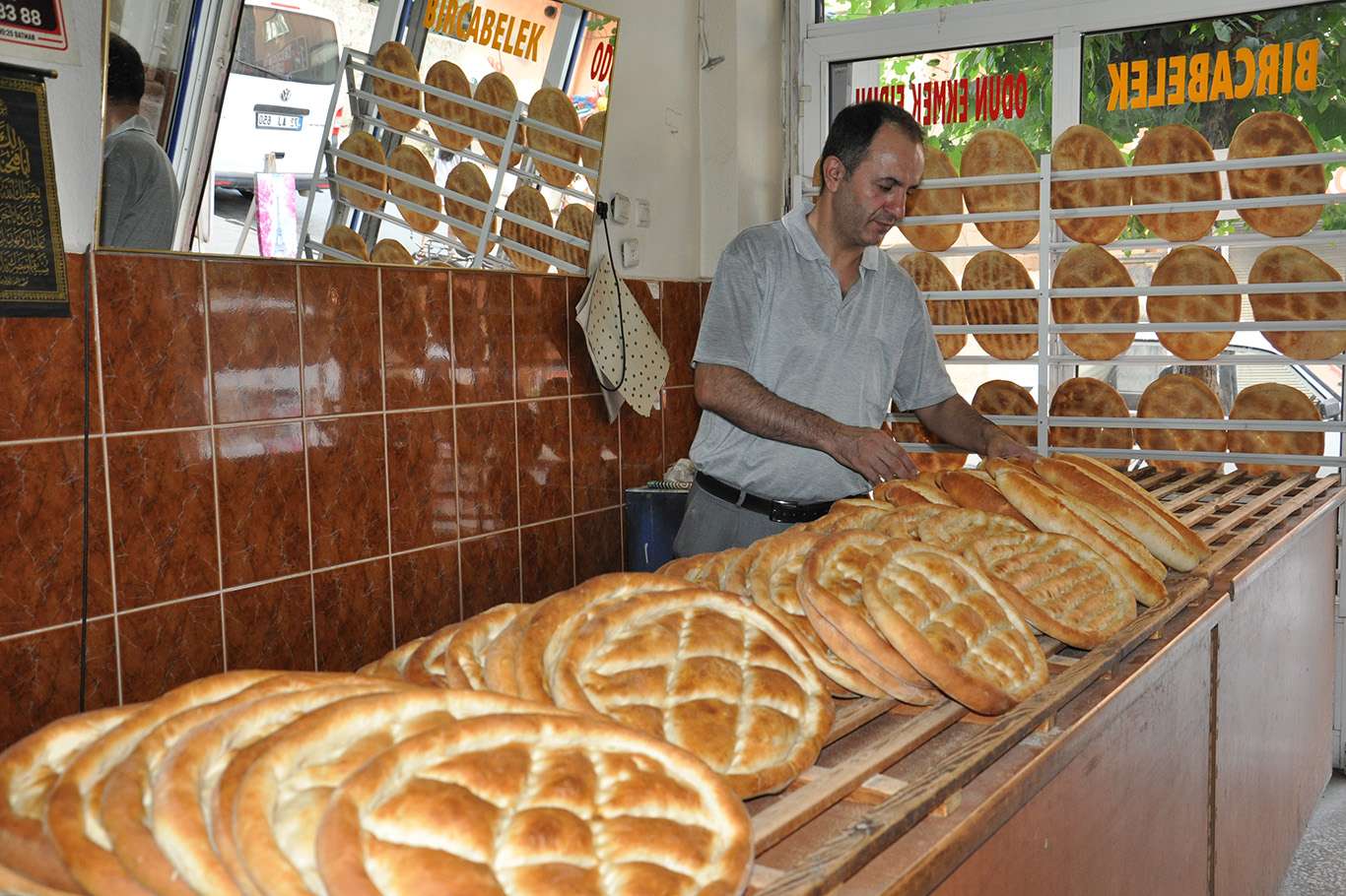 Batman’da Ekmek Fiyatlarına Zam Geldi! Somun Ve Pide Artık Daha Pahalı 36