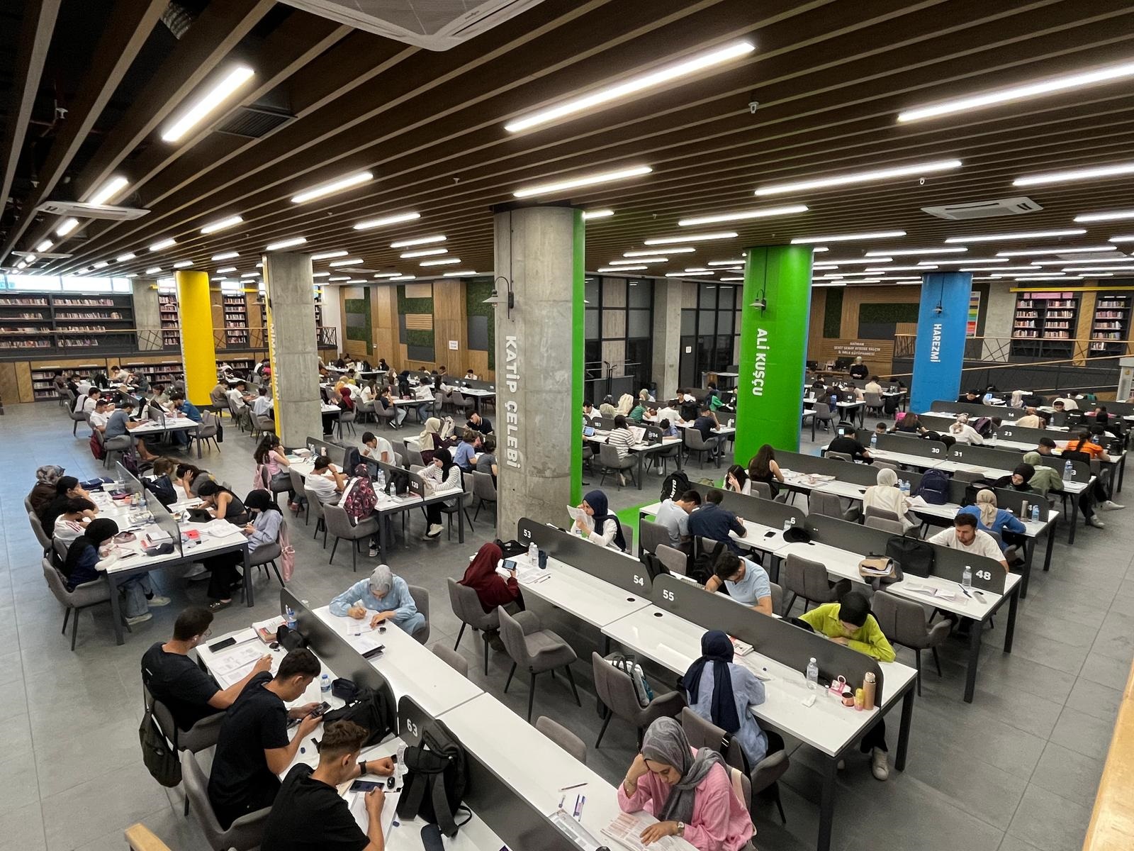 Batman'da Gençlerin Kpss Mesaisi Kütüphanelerde Umut Ve Mücadele Bir Arada 2