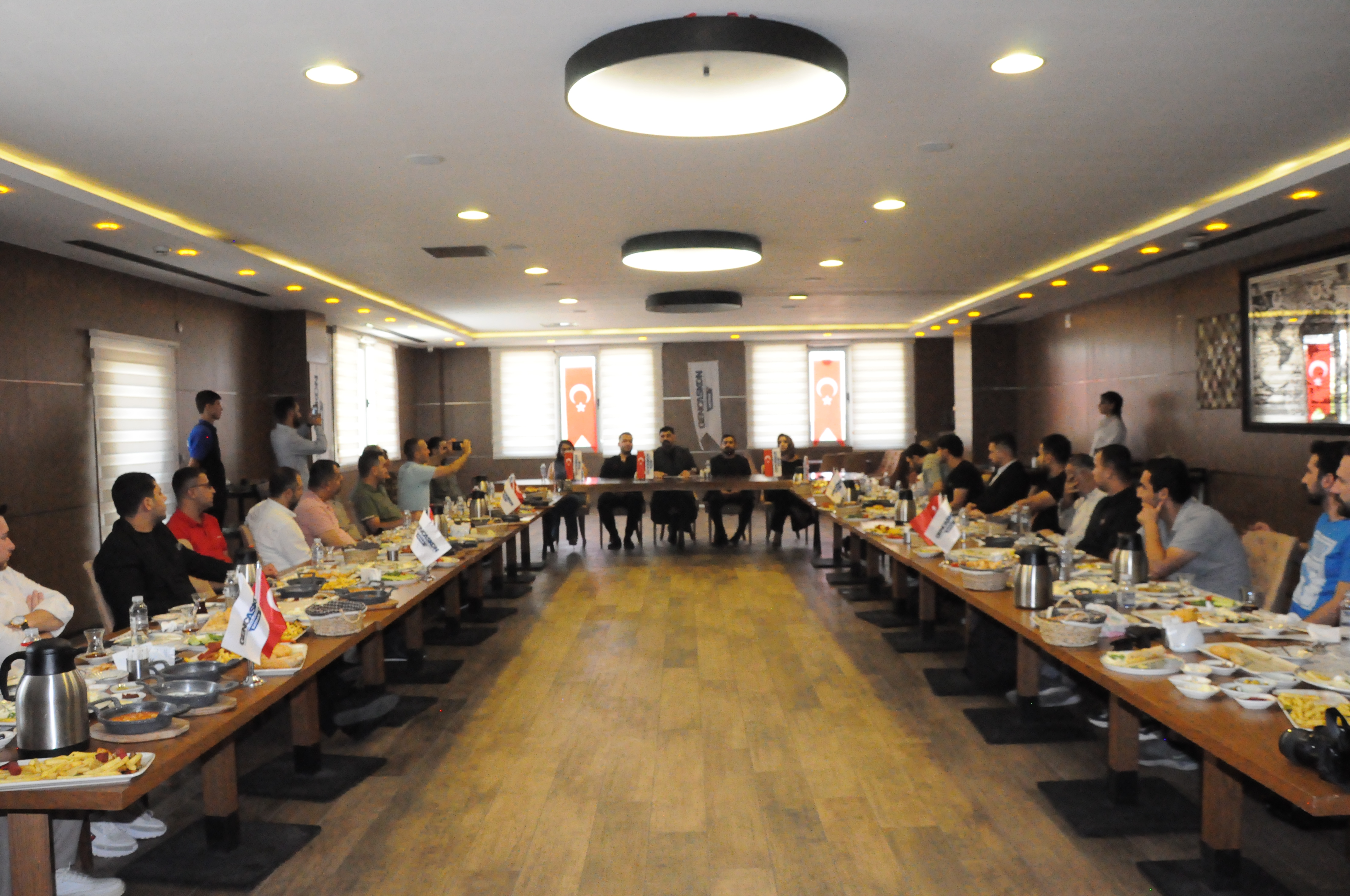 Genç Askon Şehrin Hafızası, Vicdanı Ve En Güçlü Sesi Basındır (2)