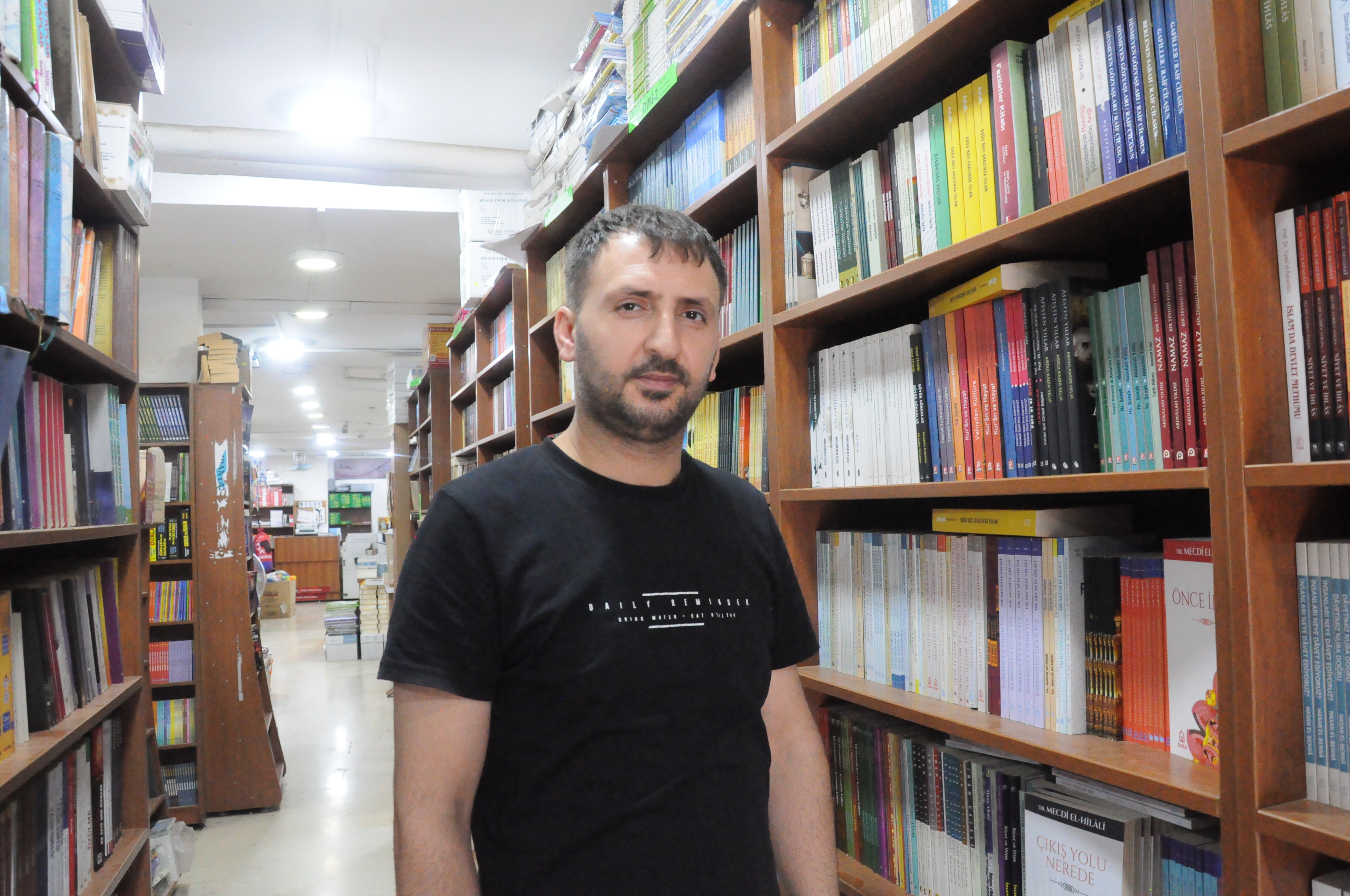 Kitaplar Okuyucusunu Bekliyor (1)