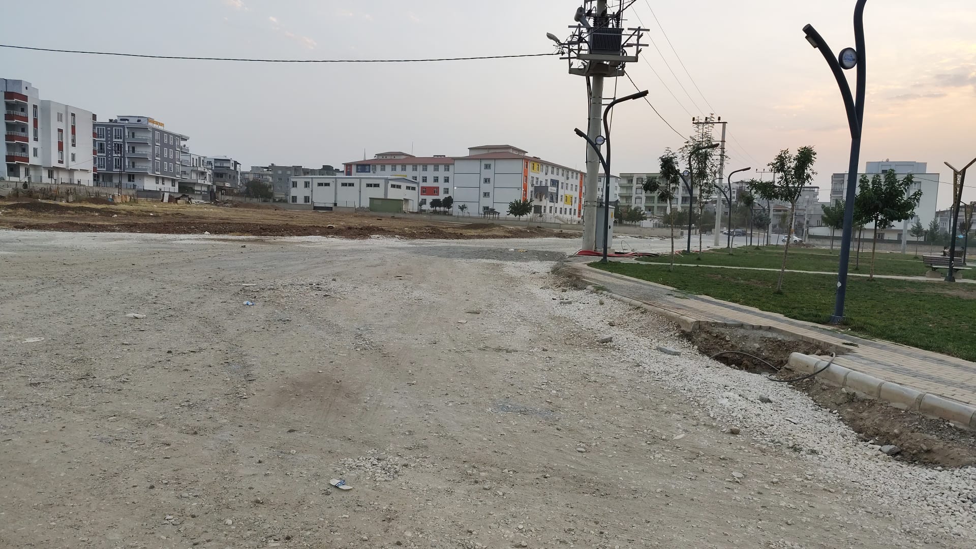 Ne Elektrik Var Ne De Düzen (1)