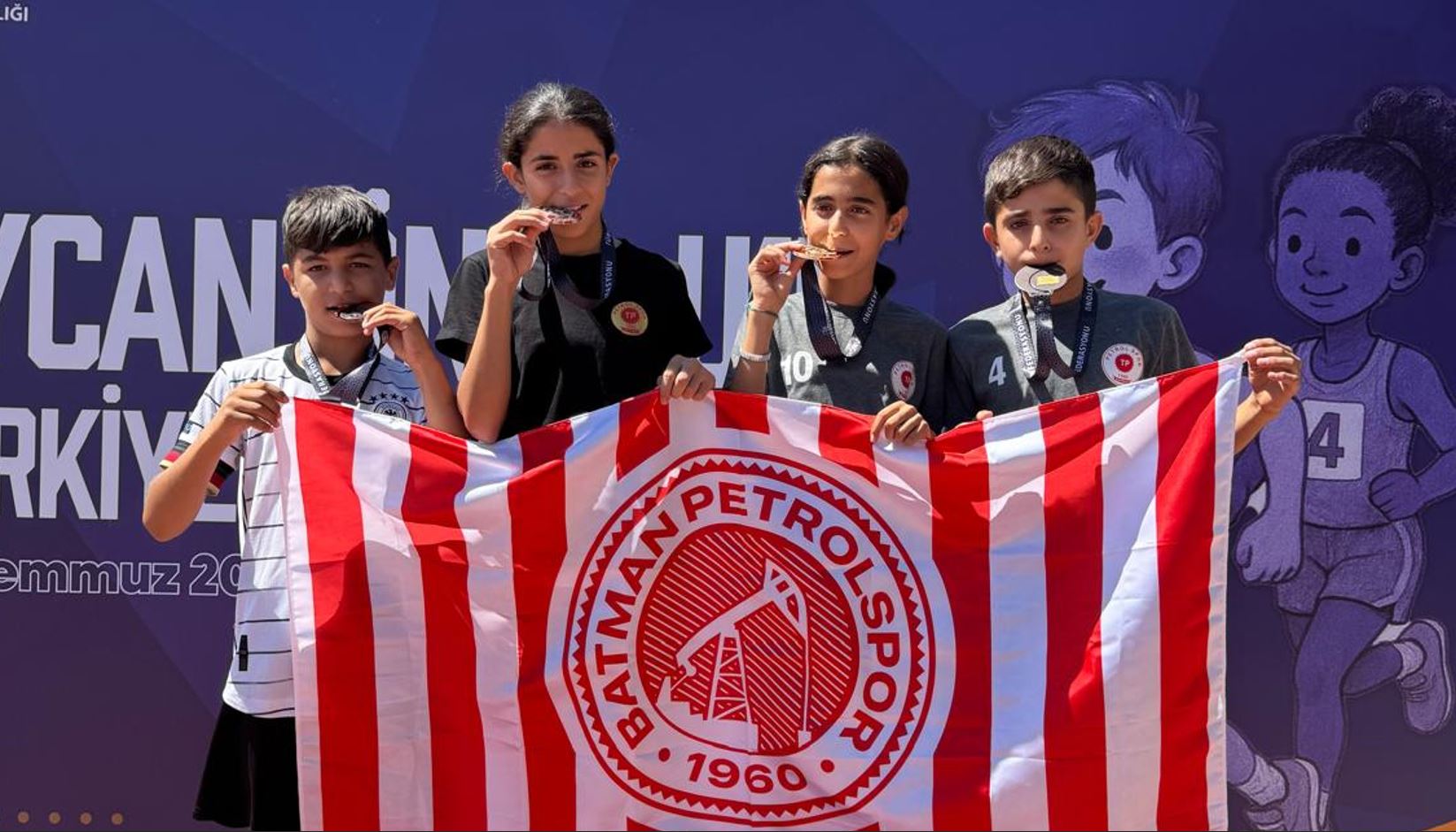 Petrolspor’lu Miniklerden Türkiye Şampiyonasında Büyük Başarı (2)