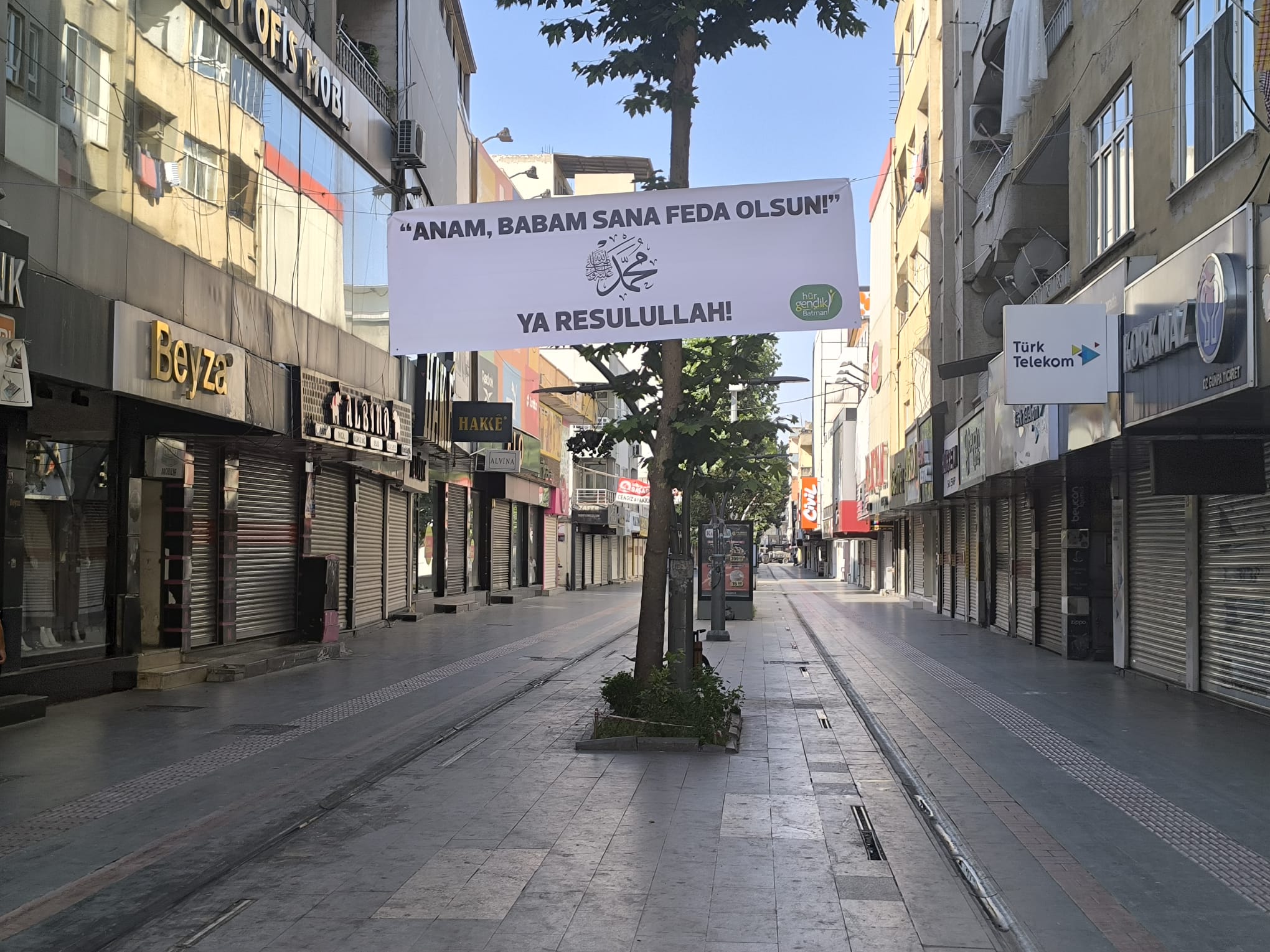 Peygamber Sevgisi Pankartı (2)