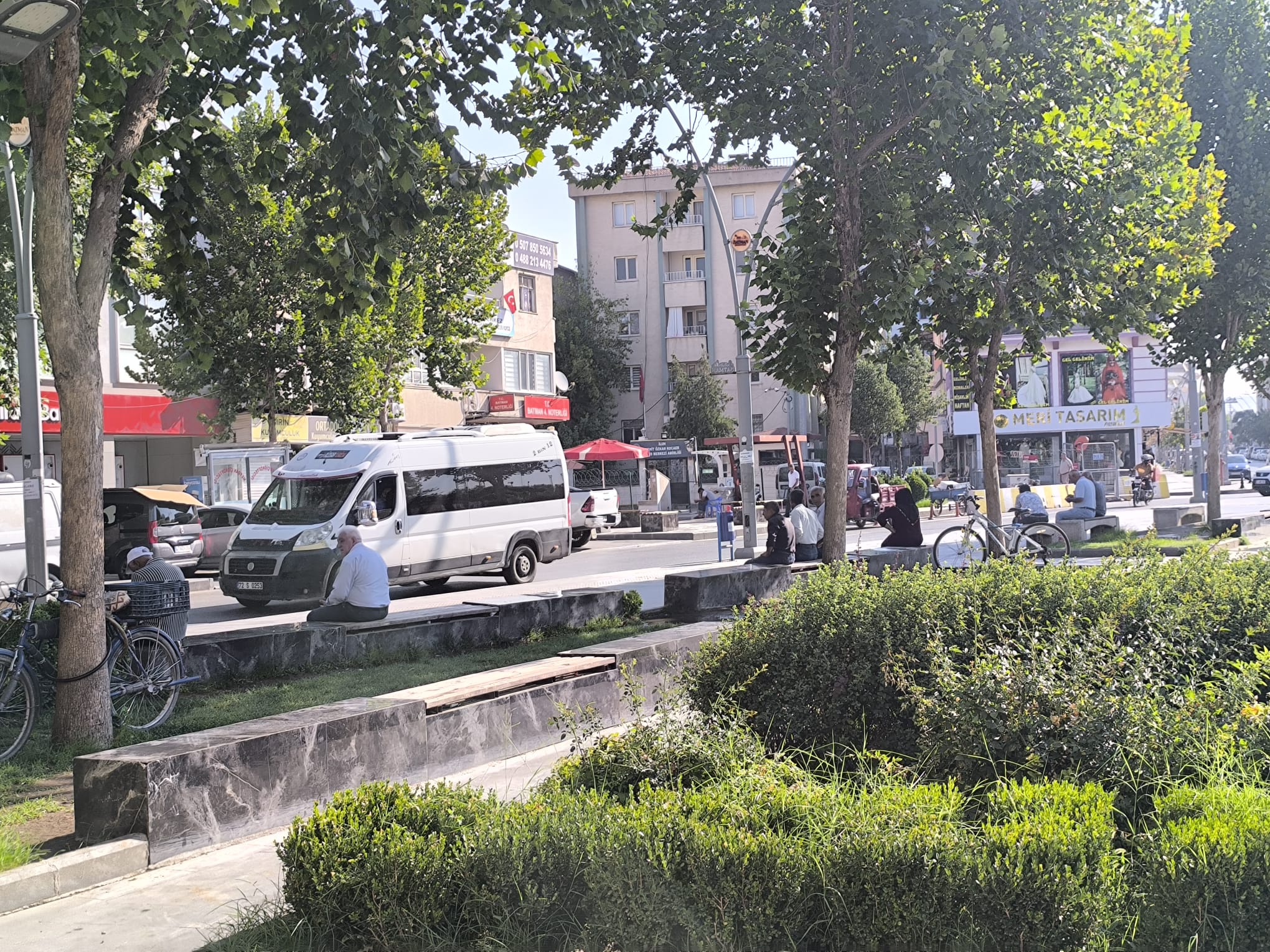 Batman Cumhuriyet Meydanı, 68 Yıldır İşçileri Ve İşverenleri Buluşturuyor (2)