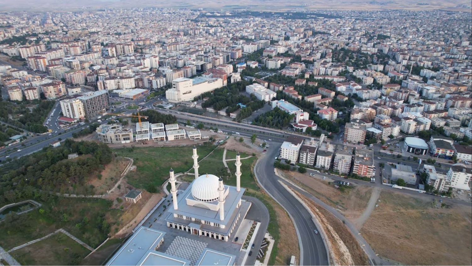 Batman Türkiye’de Yalnızlığın En Az Hissedildiği İl Oldu (2)