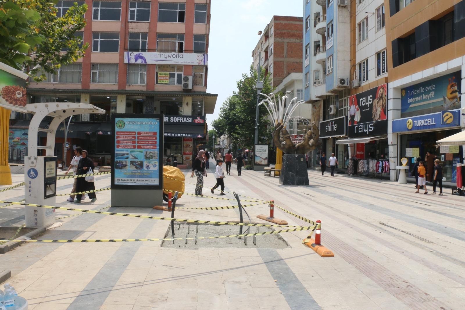 Batman’da Yaz Sıcağı Vatandaşı Bunaltıyor! 87