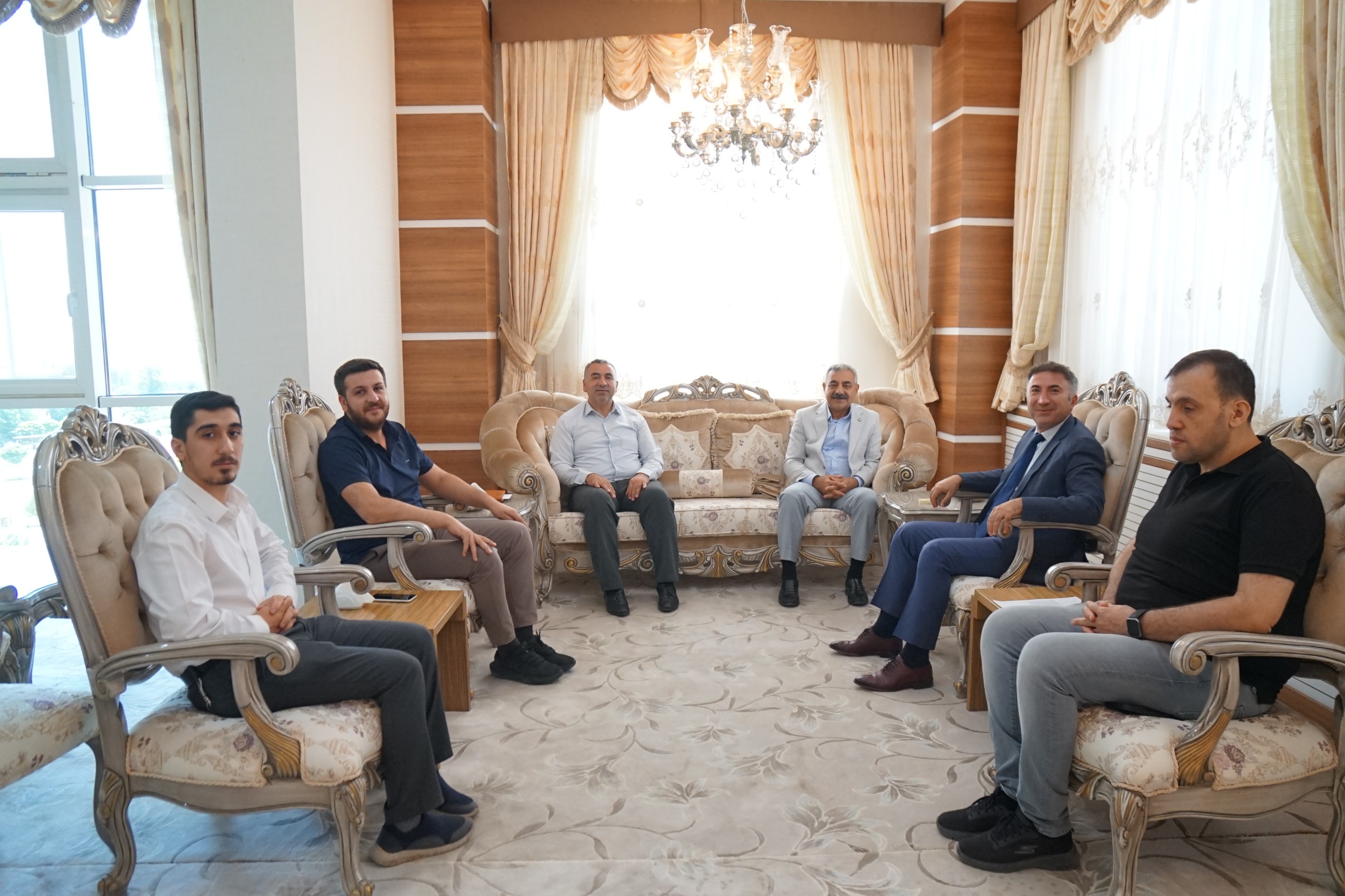 Batman’ın Adını Başarılarla Duyurmalıyız-1