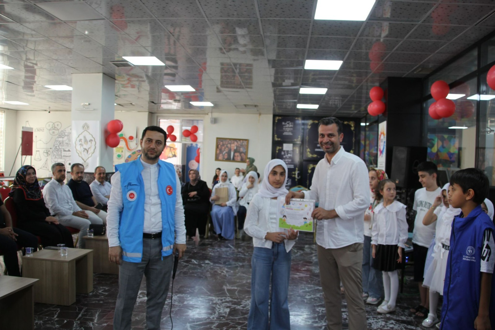 Gençlik Merkezi'nde, Yaz Boyunca Kur'an I Kerim Eğitimi Alan (1)