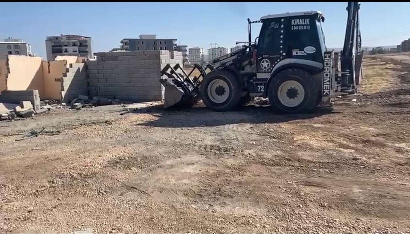 Batman Belediyesi Kaçak Yapılara Göz Açtırmıyor (2)
