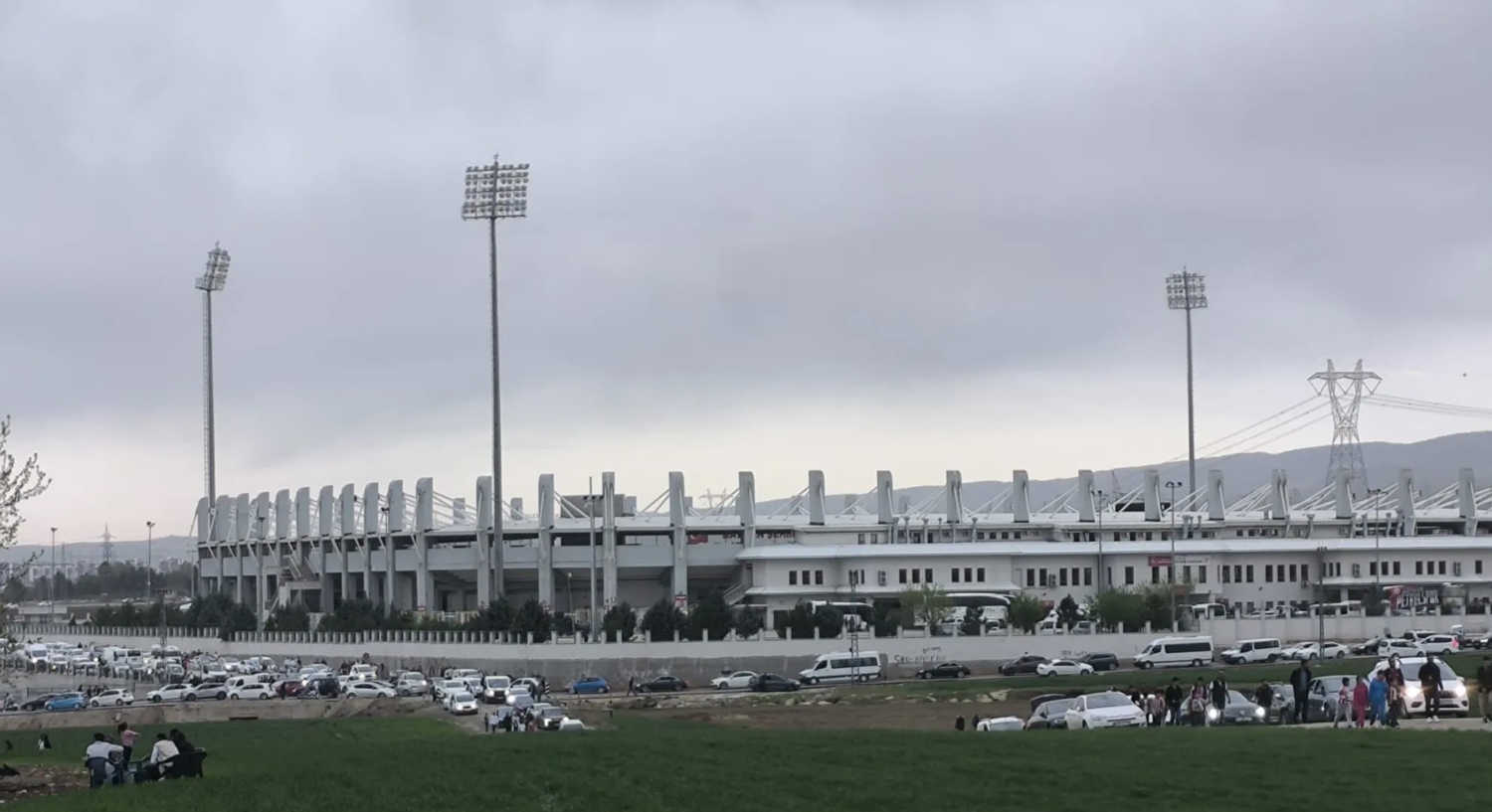 Batman Petrolspor Taraftarları Şehir Stadyumuna Arka Kapı İstiyor-1