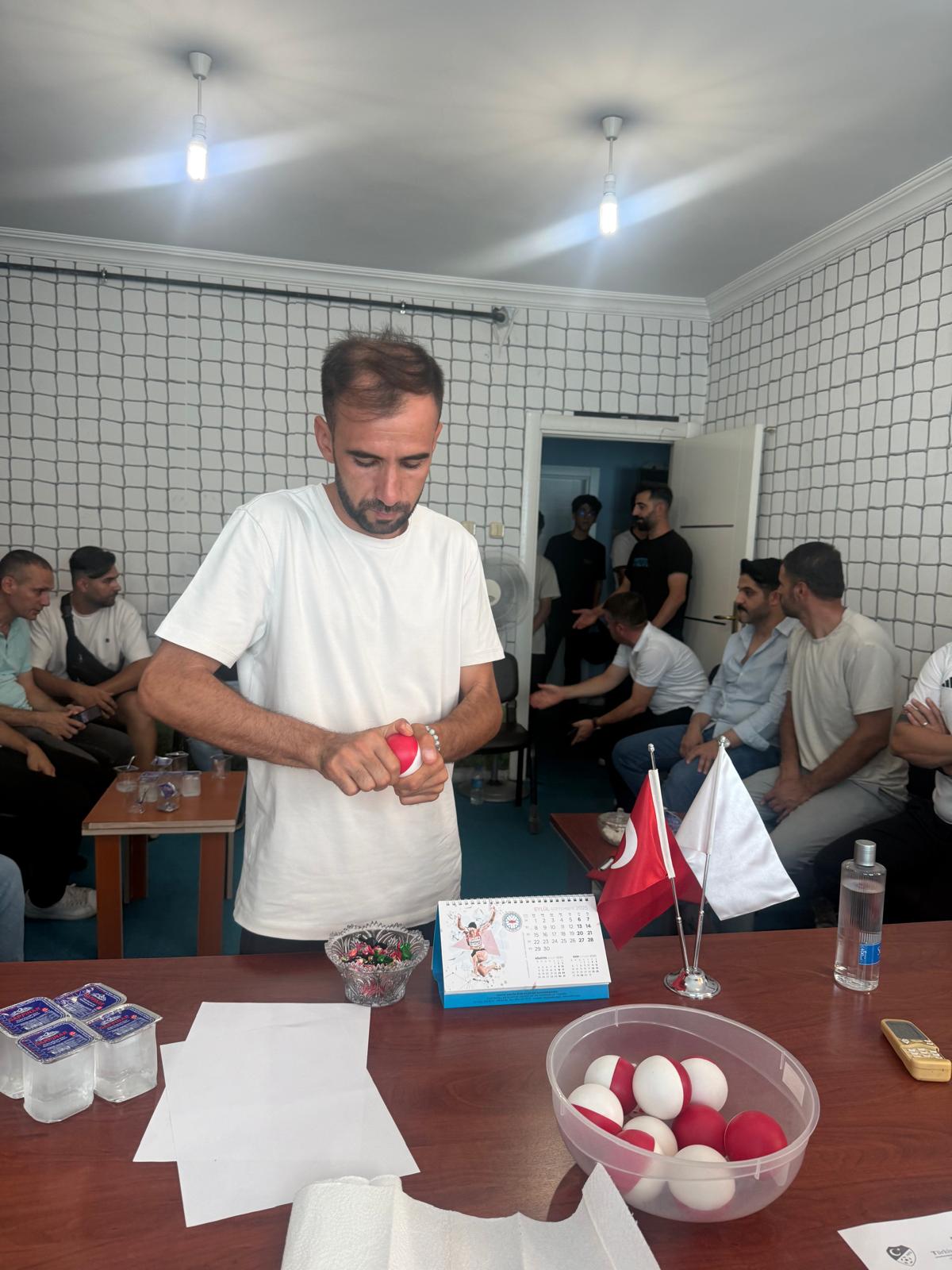 Batman’da U14 Ve U18 Futbol Li̇gleri̇ Başliyor (2)