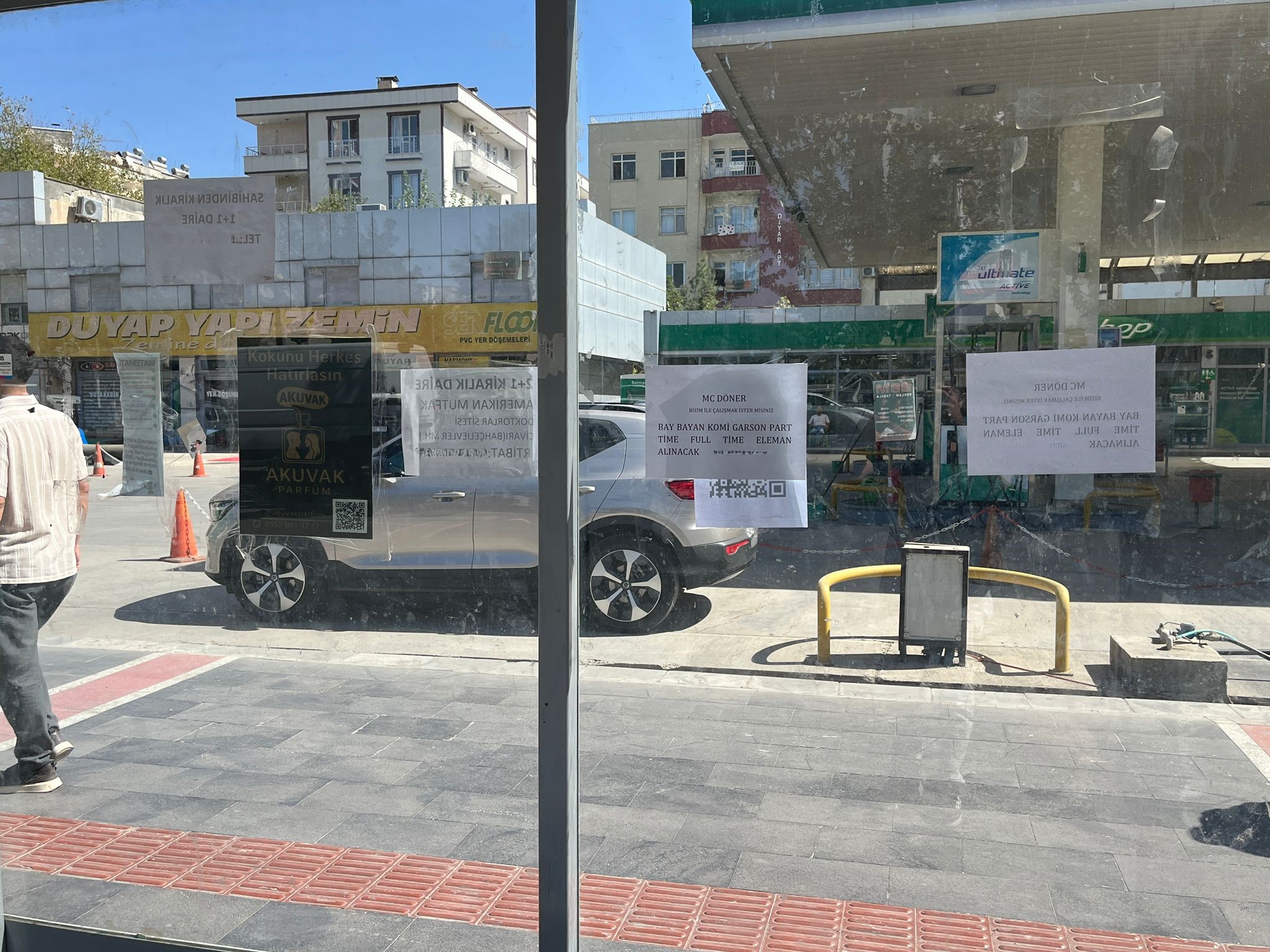 Bir Duraktan Çok Daha Fazlası Batman’ın İlan Durağı (1)