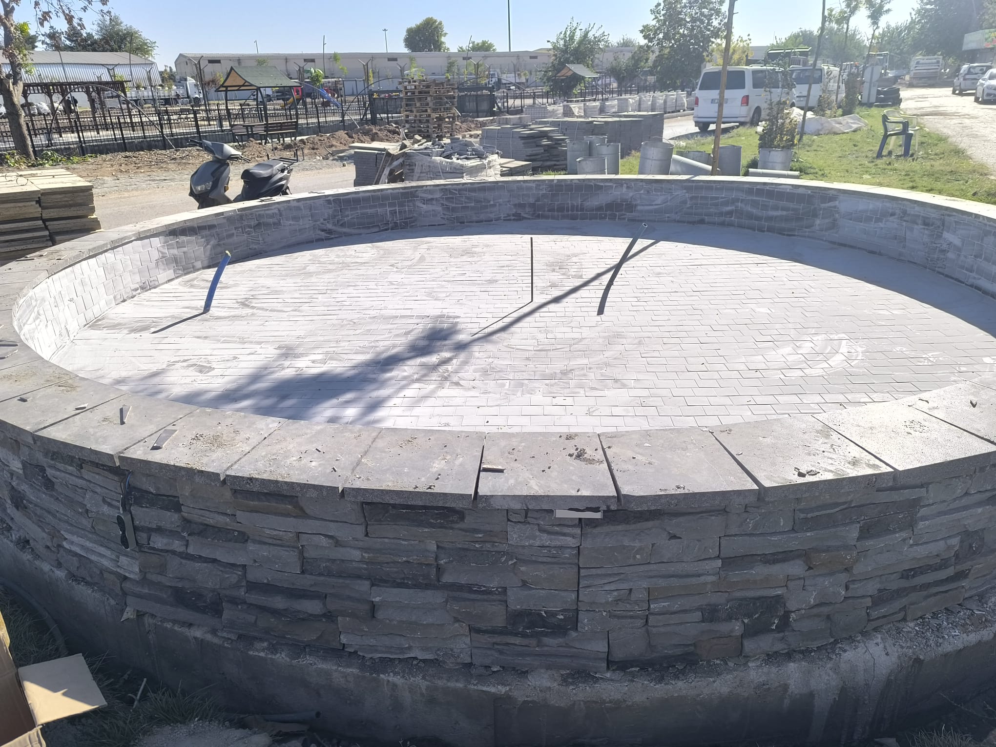 Karşıyaka Mahallesi’ne Yeni Süs Havuzu (2)