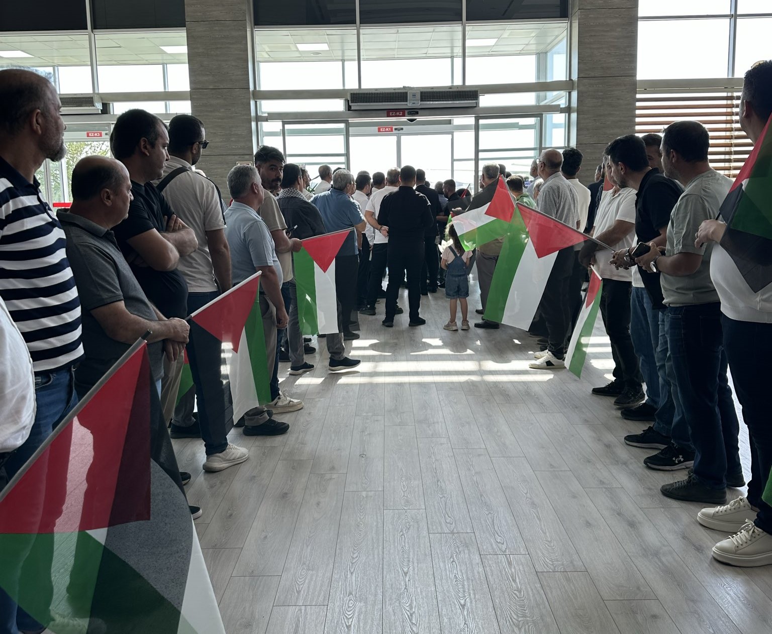 3E0Ed33D B504 4Edf 92Ff 08Ccde61223E