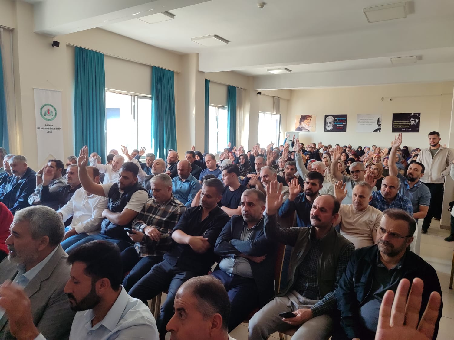 Batman Kız Anadolu İmam Hatip Lisesi’nde Tadilat Ve Sosyal Etkinlik Planları (2)