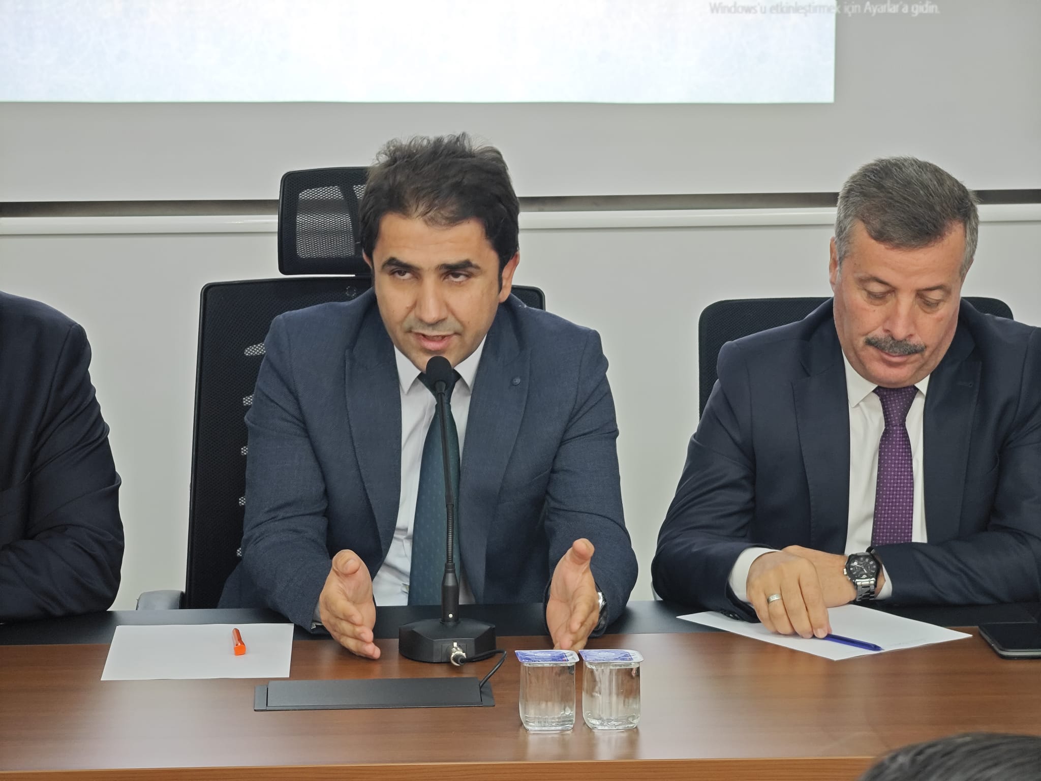 Batman Sivil Toplum Merkezinde İstişare Toplantısı Yapıldı (1)