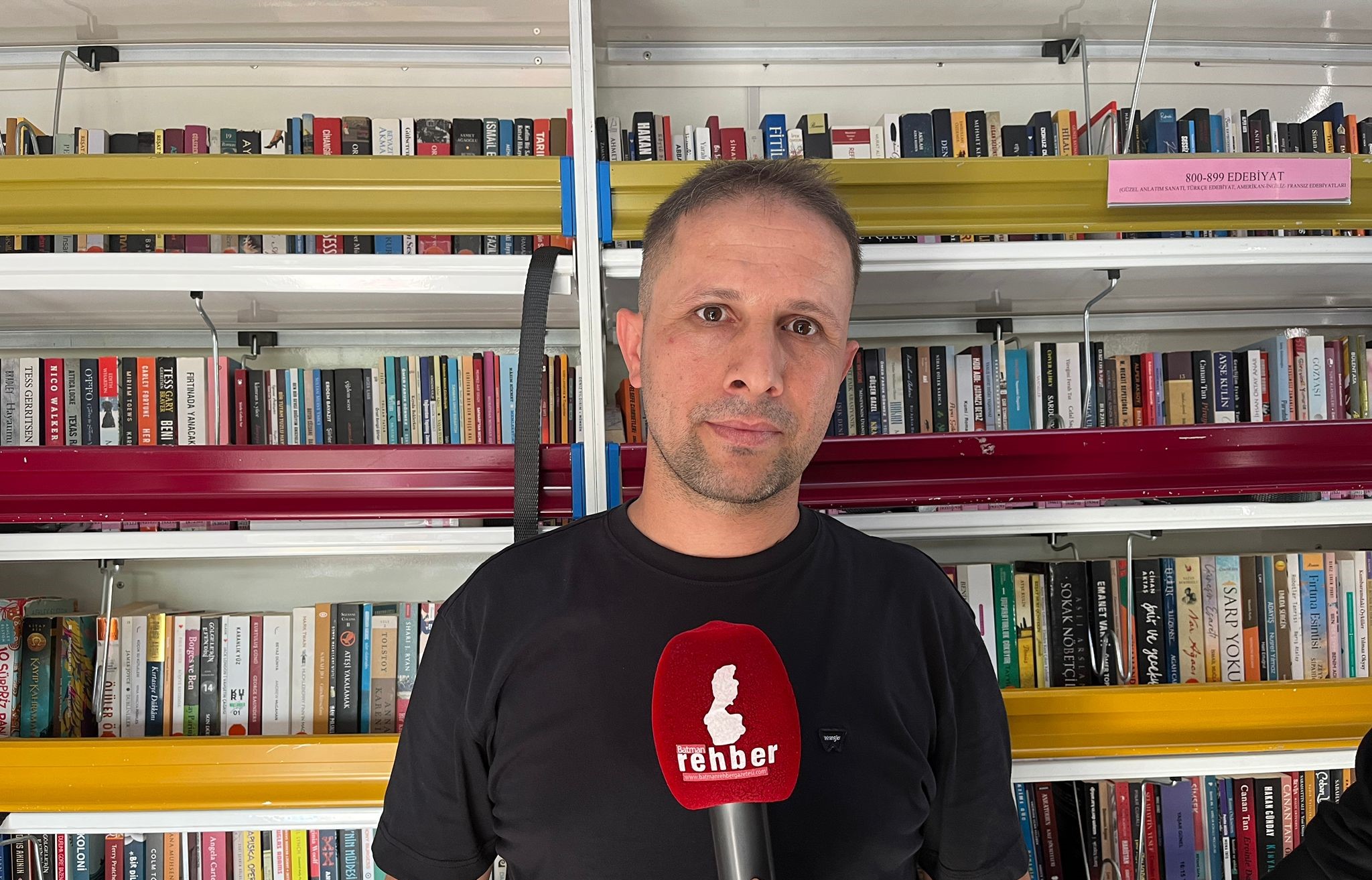 Gezici Kütüphane Batman 8. Kitap Fuarı’nda Okurlarla Buluştu