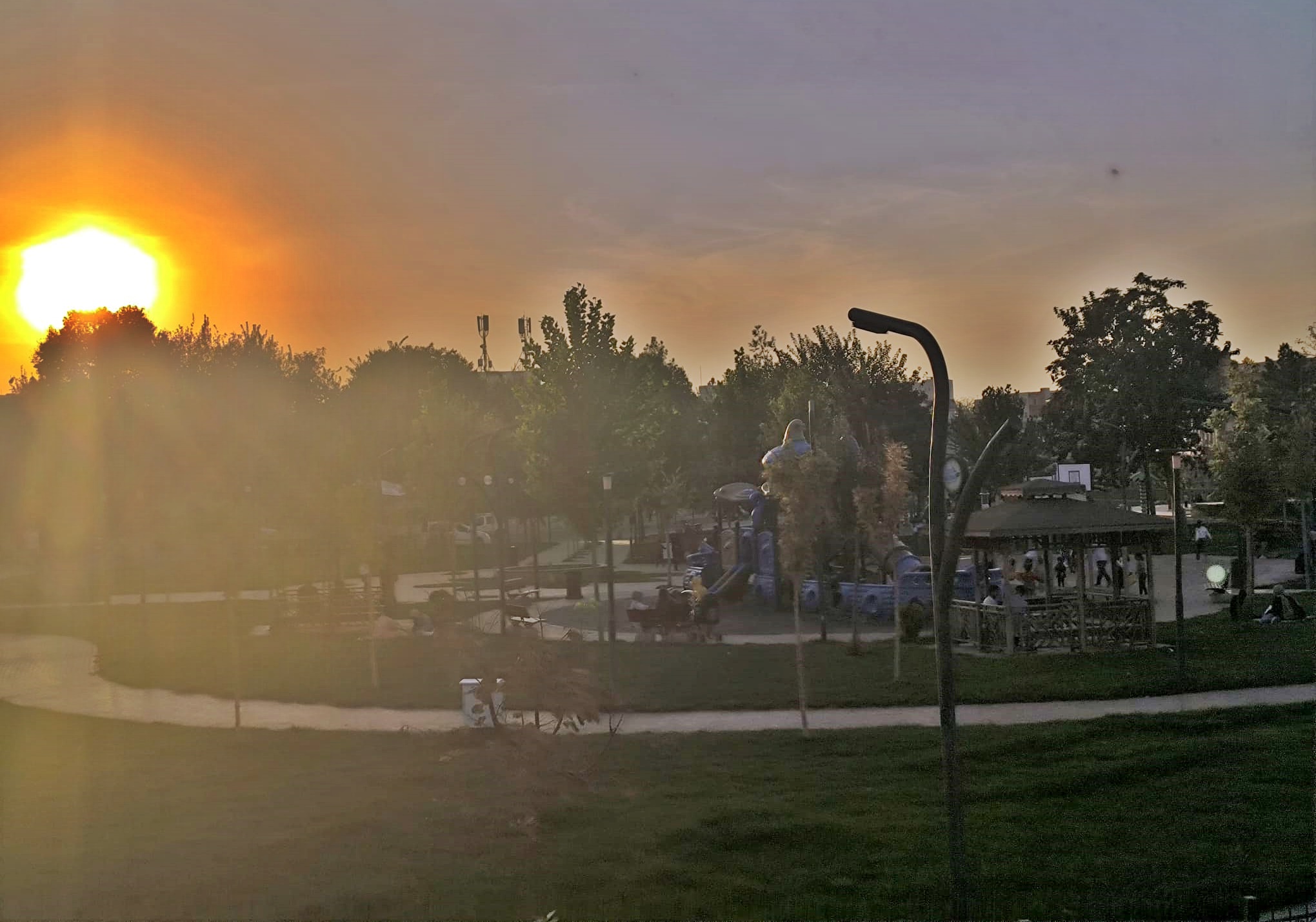 Karşıyaka Mahallesi İluh Deresi Kenarındaki Parklarla Nefes Aldı (4)