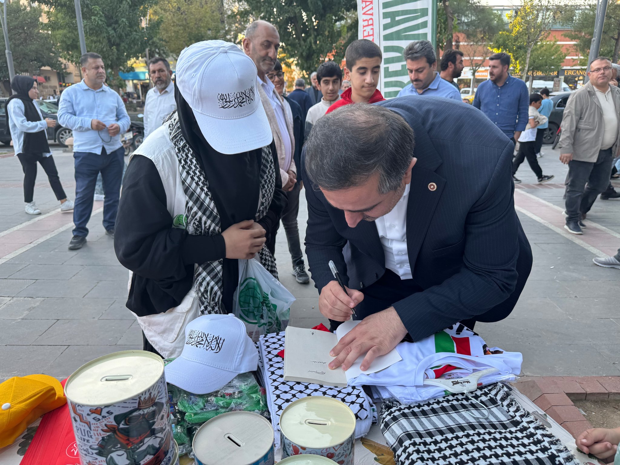 Ramanlı “Bizim Rehberimiz, Pusulamız Halkımızdır” (1)