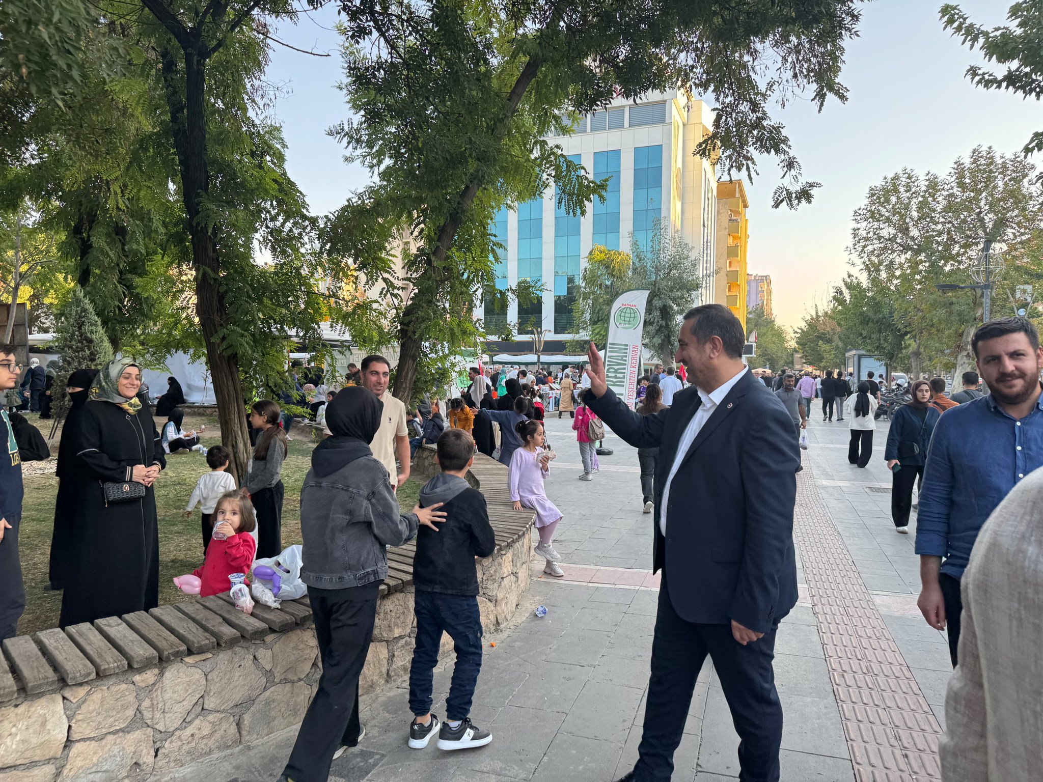 Ramanlı “Bizim Rehberimiz, Pusulamız Halkımızdır” (2)