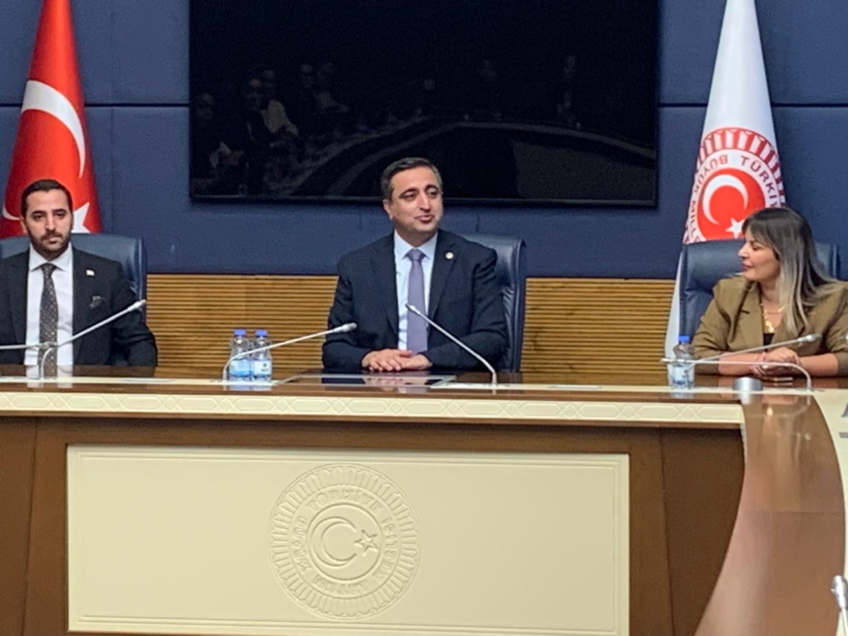 Ramanlı, Erciyes Üniversitesi Öğrencilerini Meclis’te Ağırladı (1)