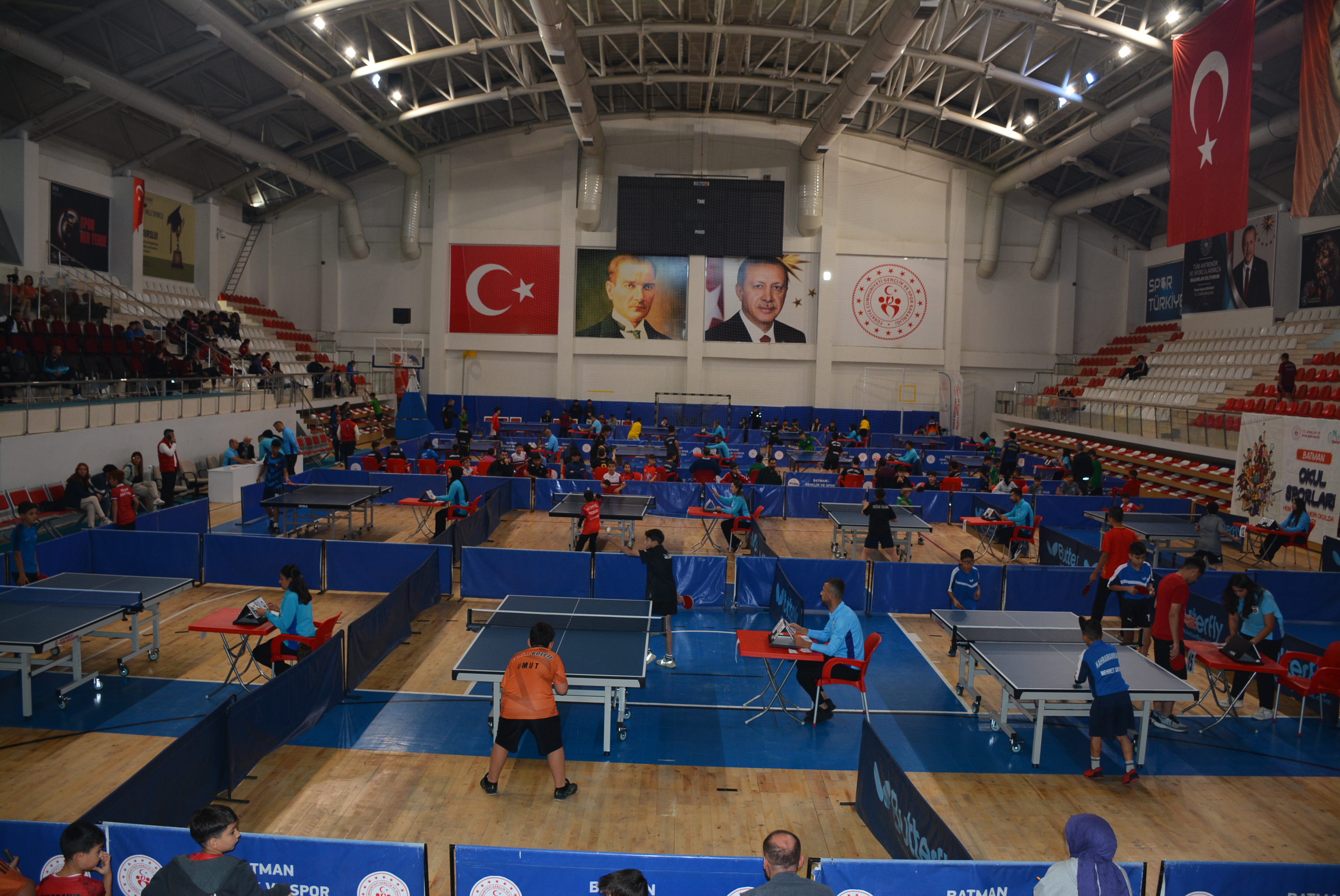 Batman 23 İlden Gelen Masa Tenisçilerini Ağırladı (1)