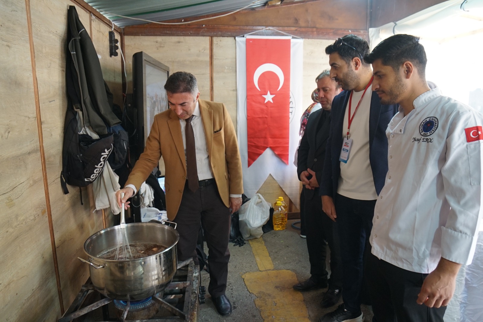 Batman Üniversitesi, 3. Gastronomi Festivali'ne Yöresel Lezzetlerle Damga Vurdu (1)