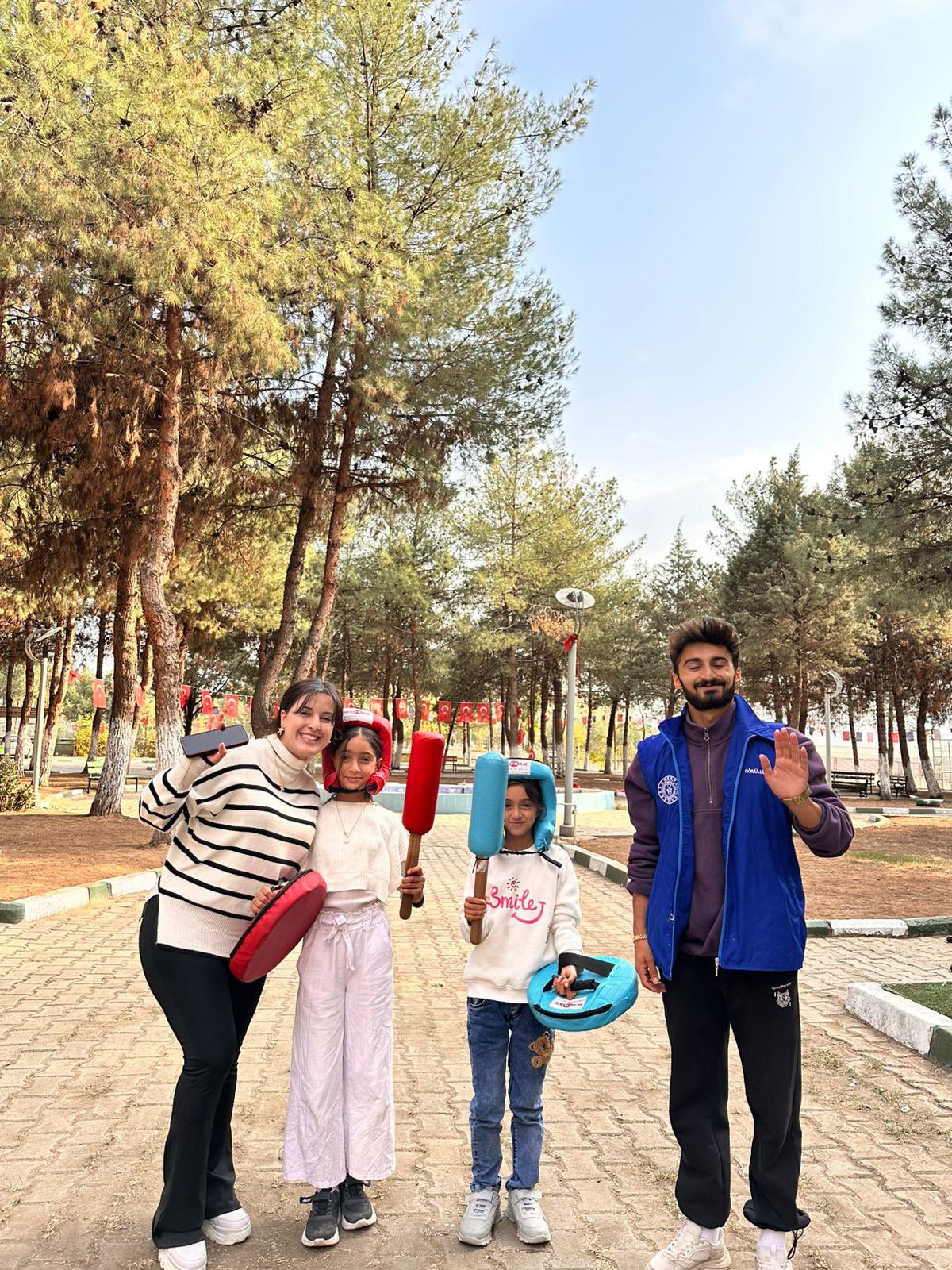 Çocuklar Gençli̇k Merkezi̇ 1