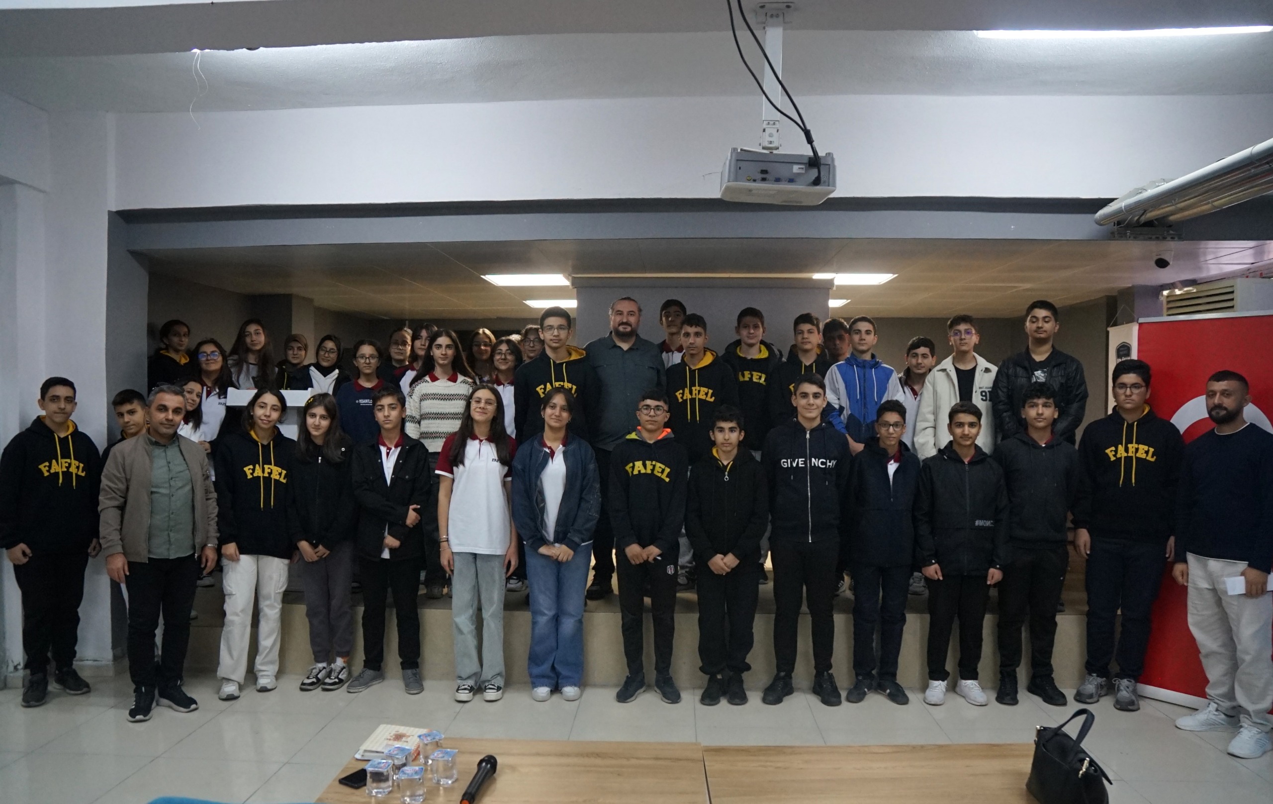 Fatma Aliye Fen Lisesi’nde Bataryaların Görünmeyen Bilimine Işık Tutuldu (2)-1