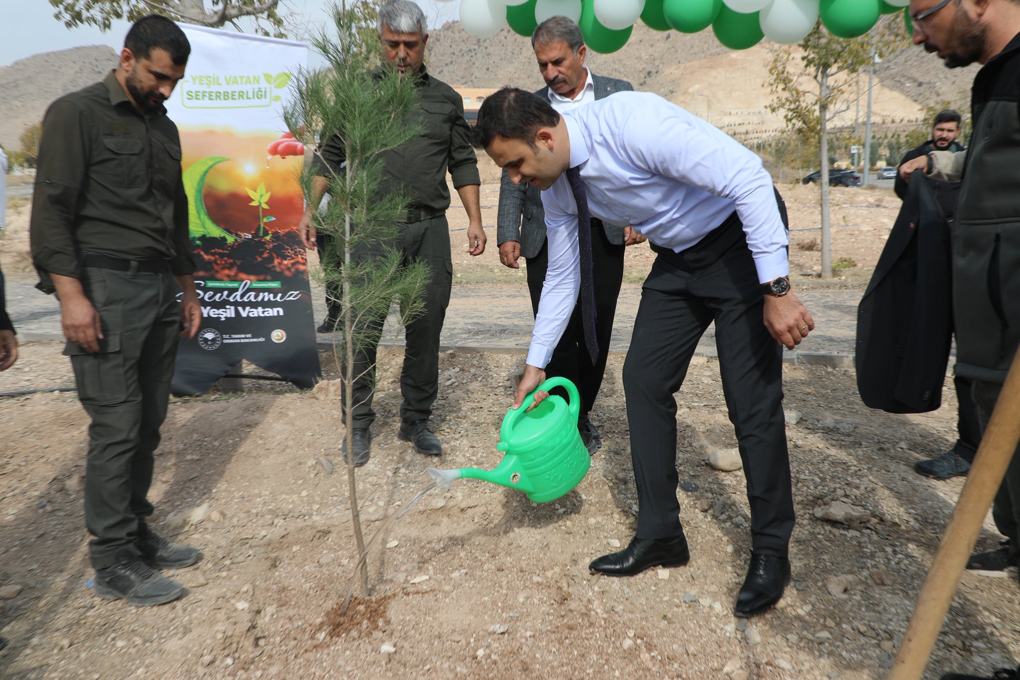 G5E Z0Tn W Y A A Md8 H