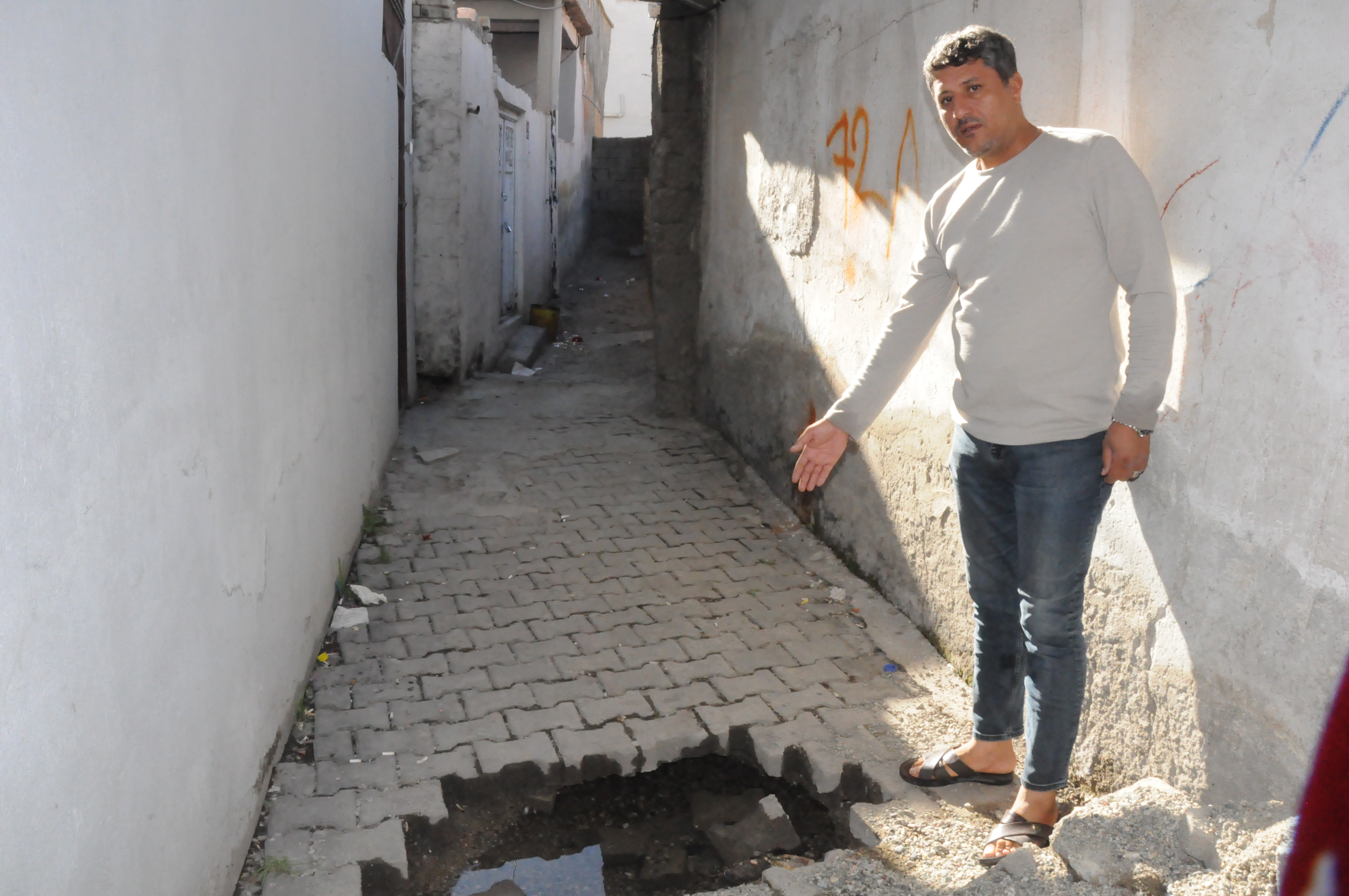 “Günlerdir Akan Suya Kimse İlgilenmiyor” (1)