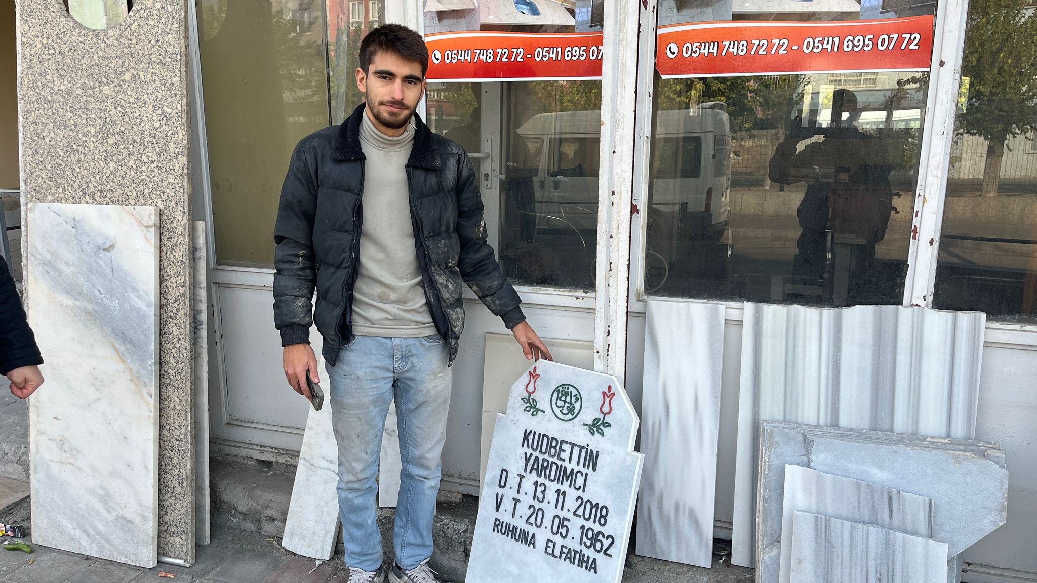 Mezar Taşı Almak İsteyenlerin Yüzde 90’I Fiyatı Duyunca Vazgeçiyor (3)